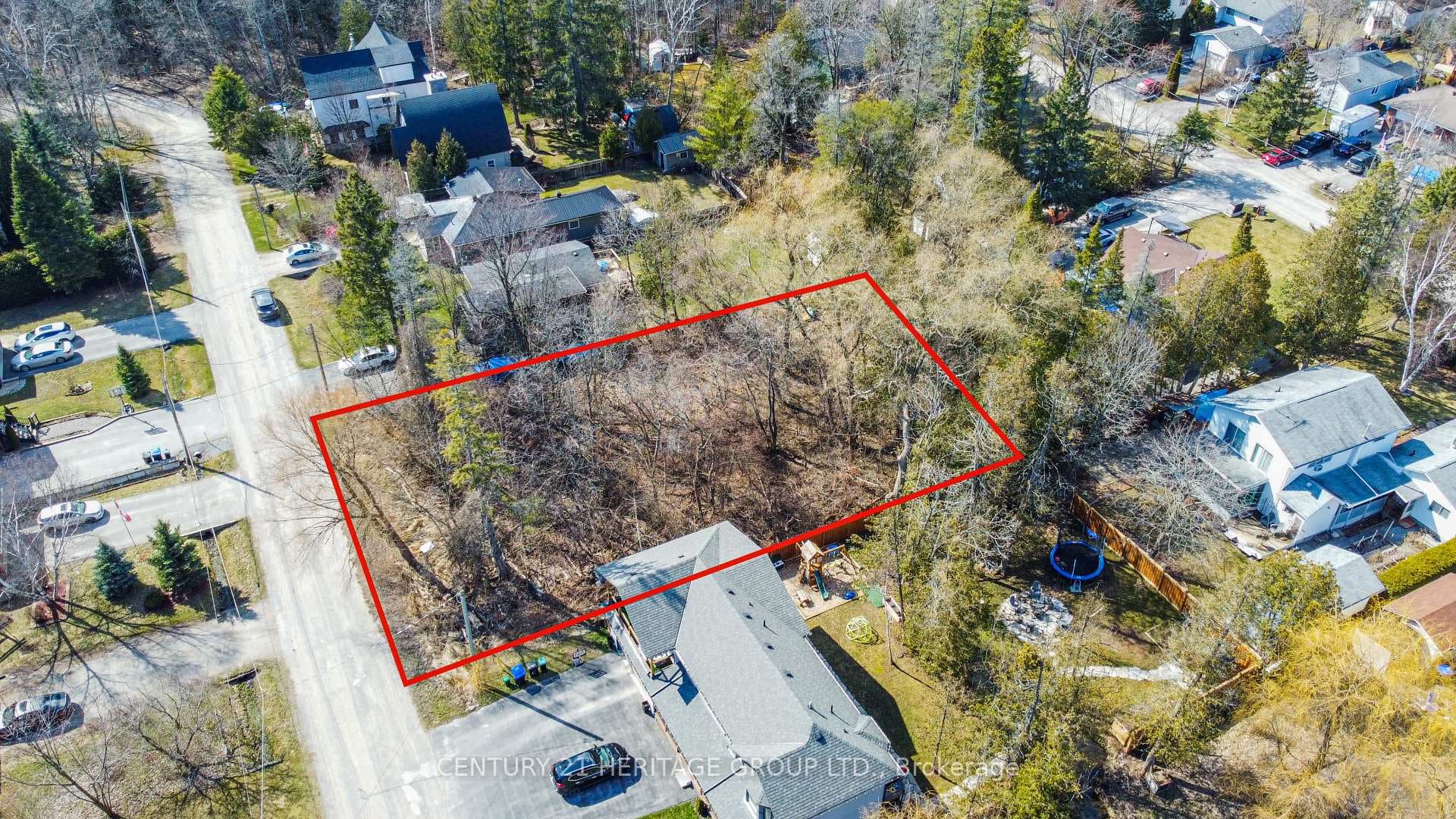 1076 Spruce Road photo 5