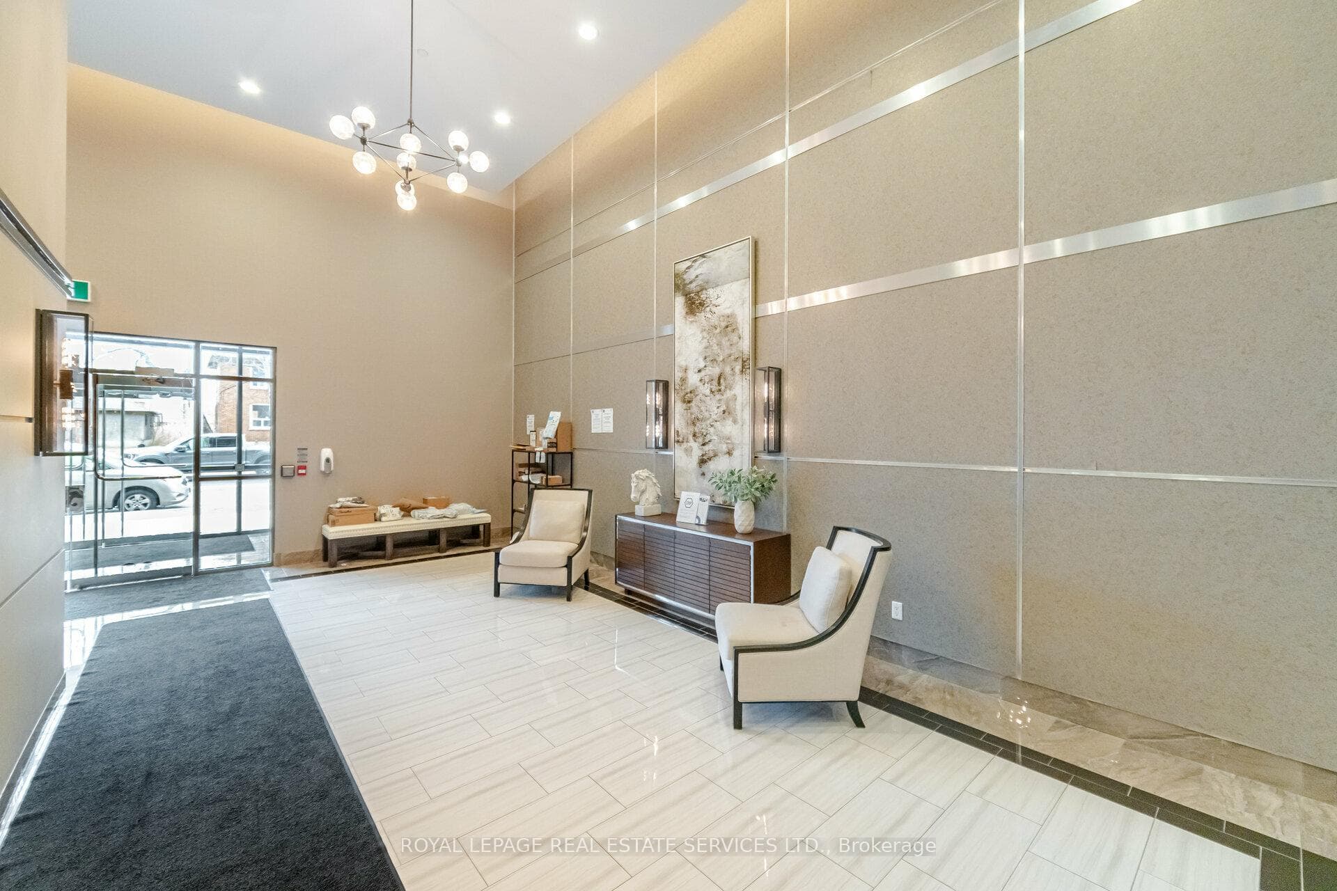 2486 Old Bronte Road Unit 328 photo 5