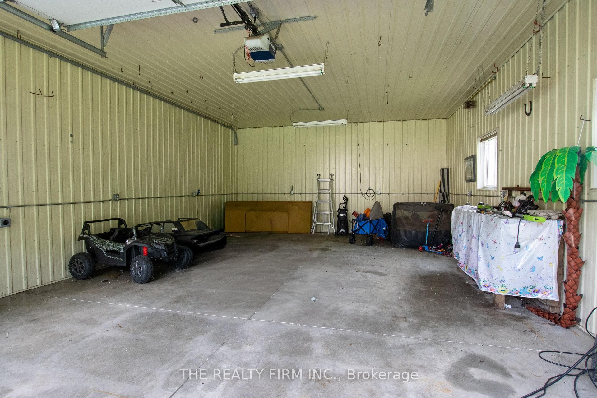 24677 Pioneer Line photo 42