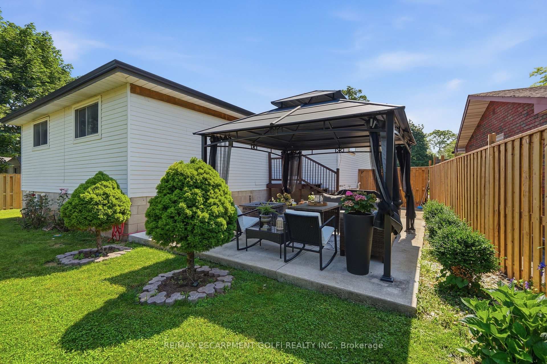 33 Debora Drive photo 29