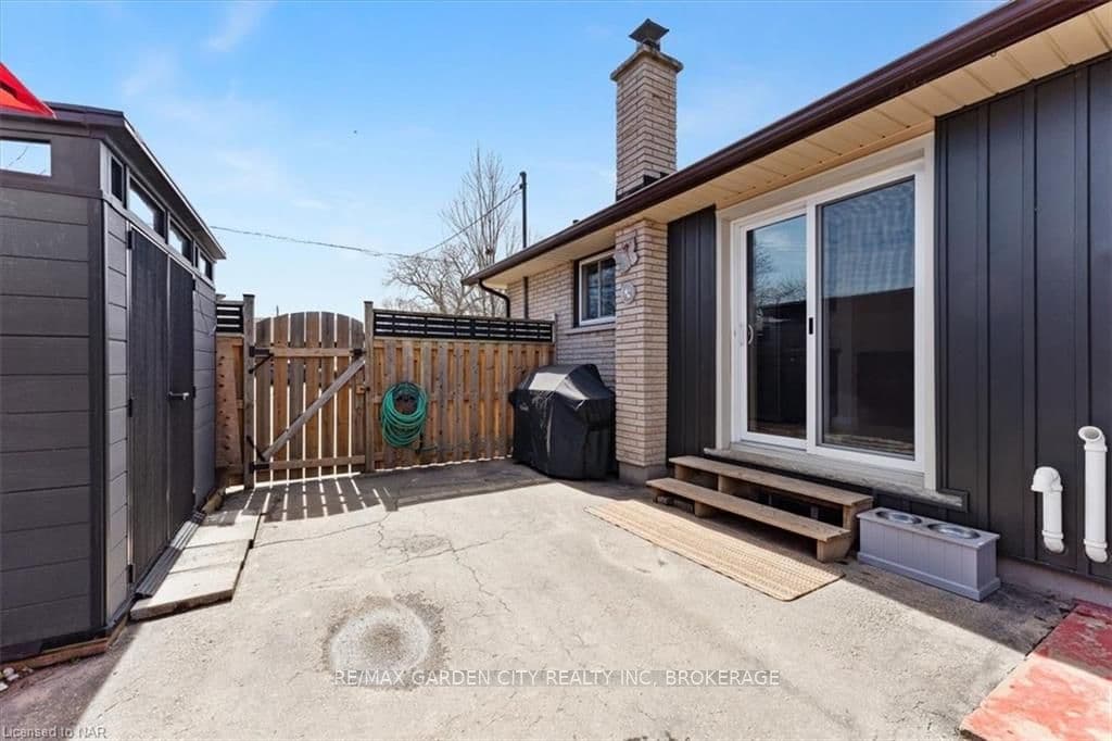 67 LOUIS Avenue photo 27