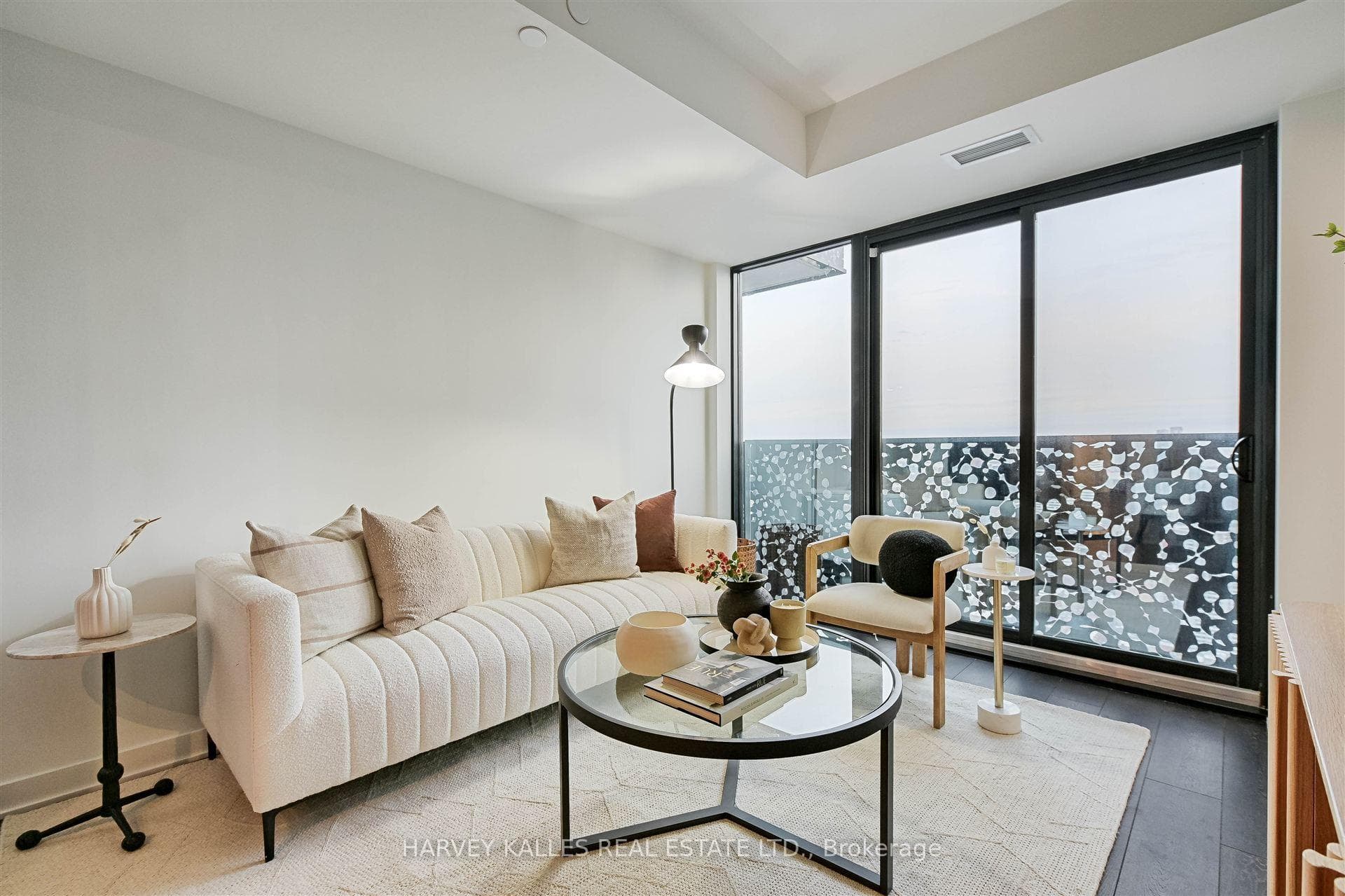 55 Charles Street Unit 4304 photo 7
