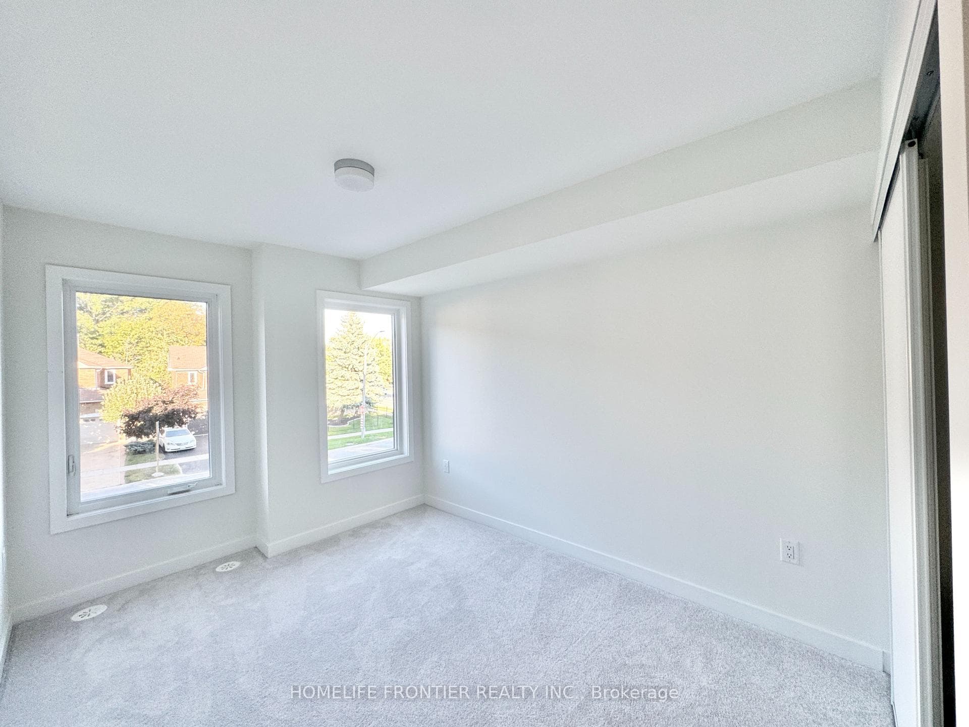 3538 Colonial Drive Unit 19 photo 4