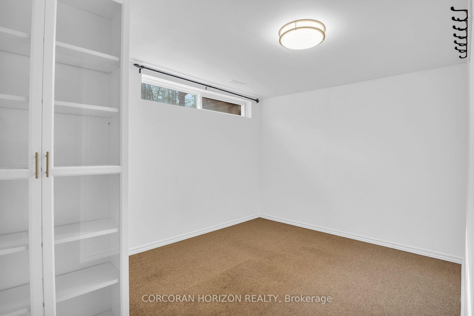 7226 Wellington Road photo 31