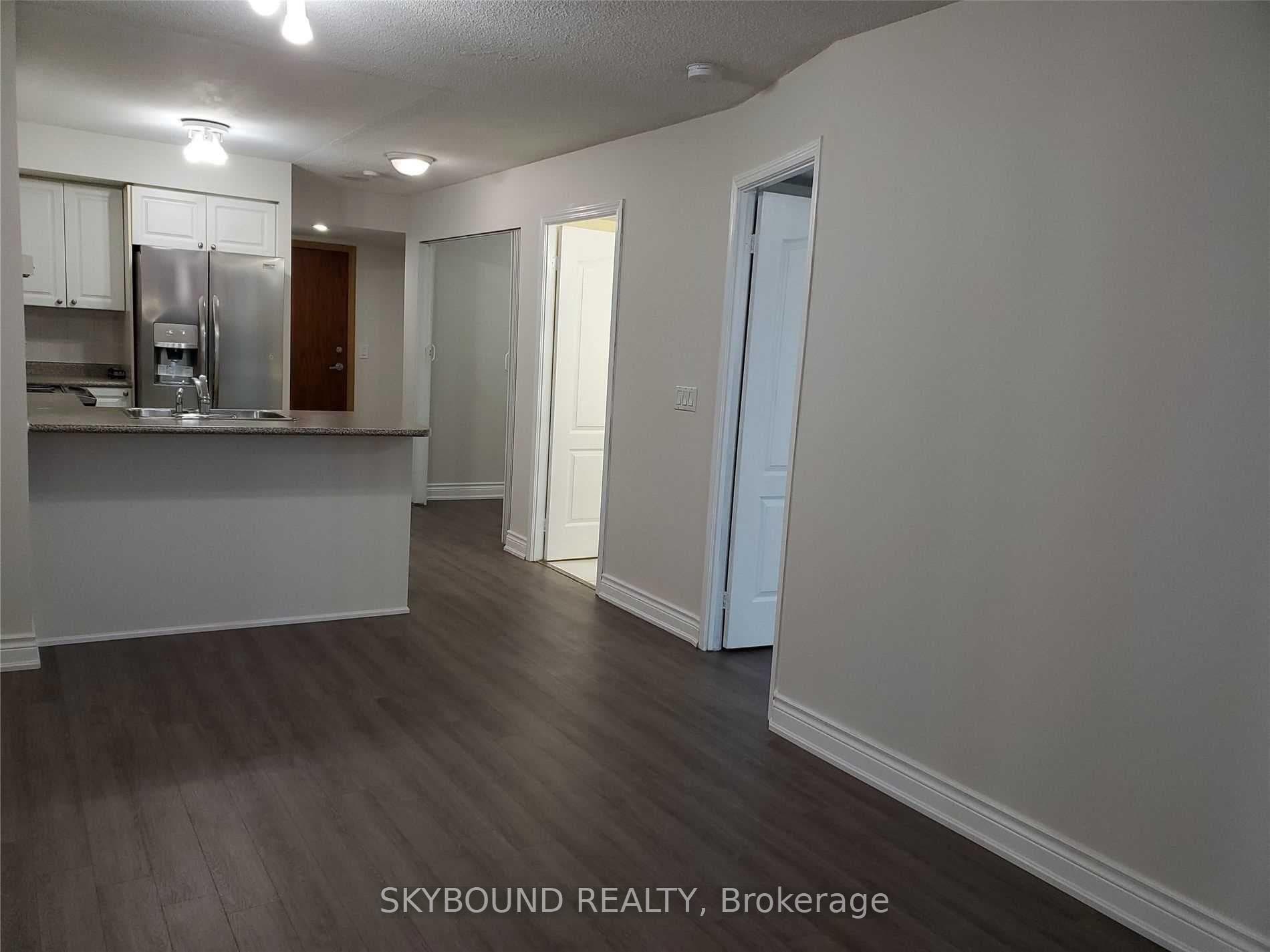 33 Elm Drive Unit 807 photo 9