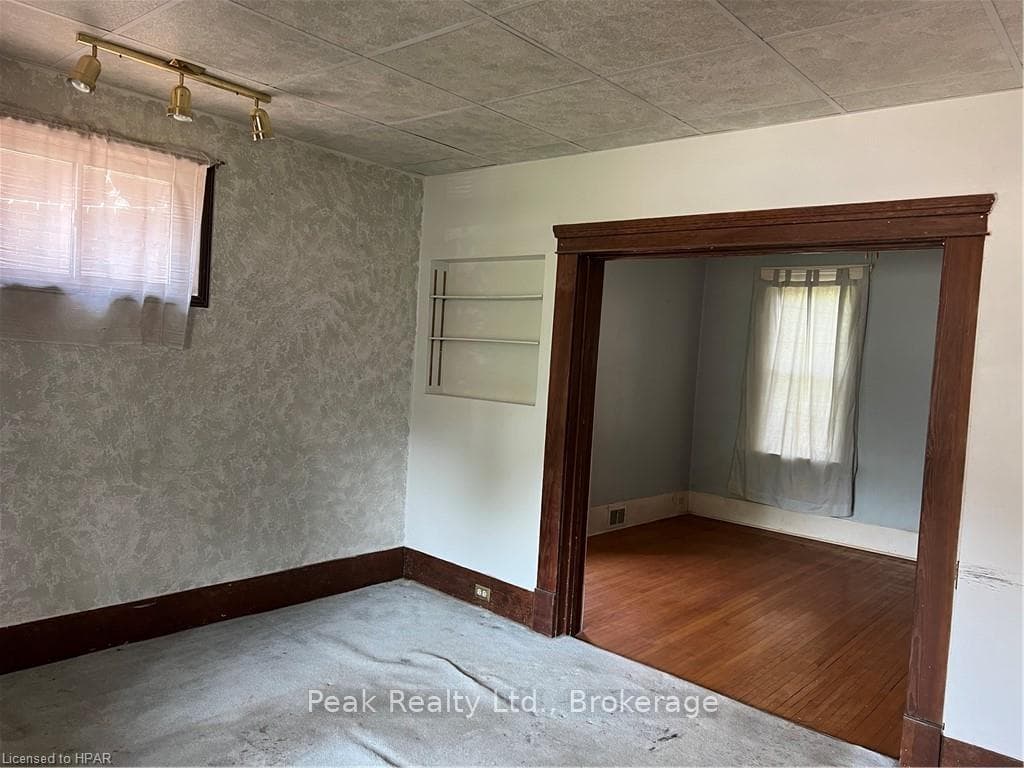 288 BRUNSWICK Street photo 14