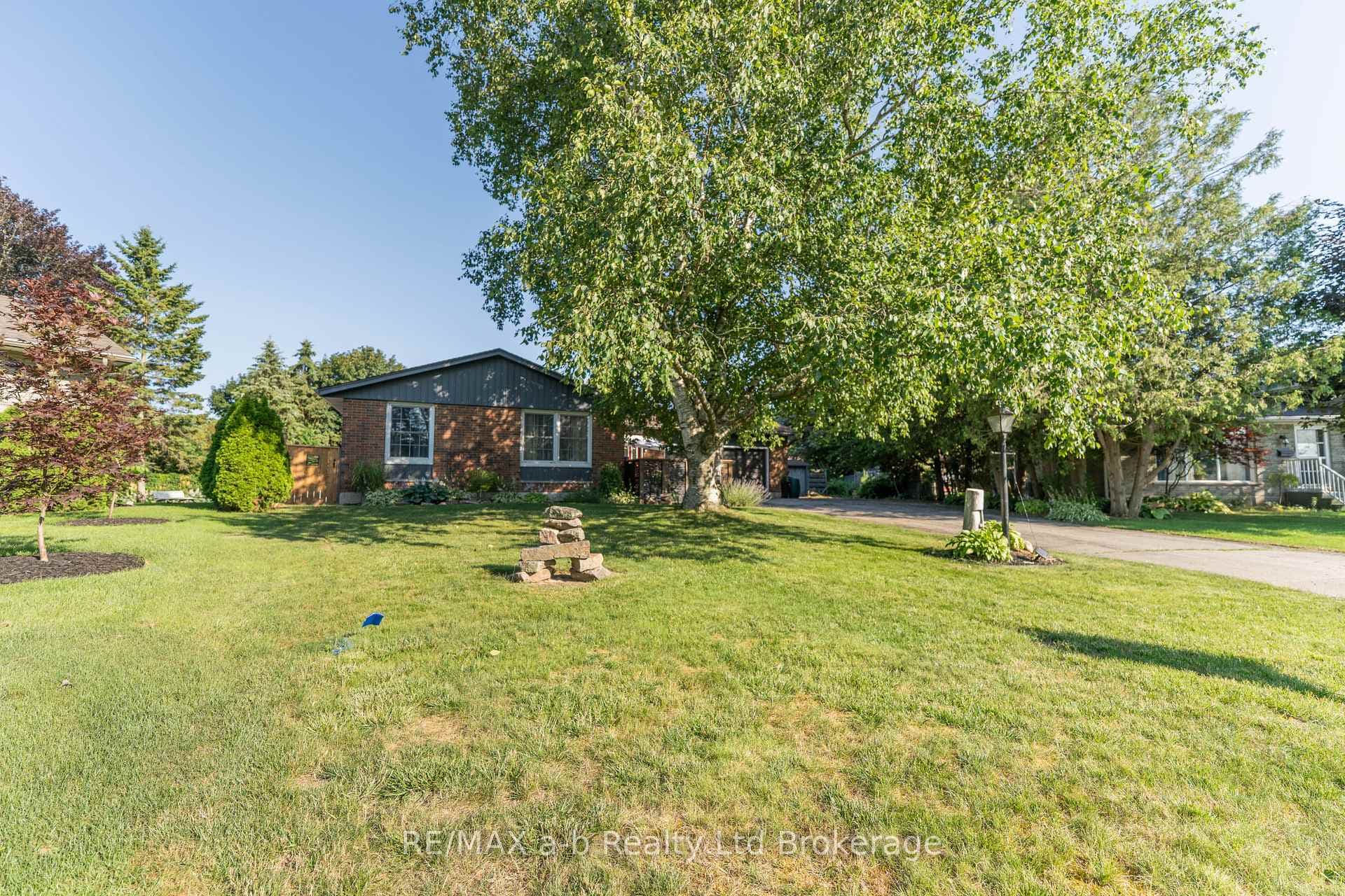 6 Camdon Court photo 3