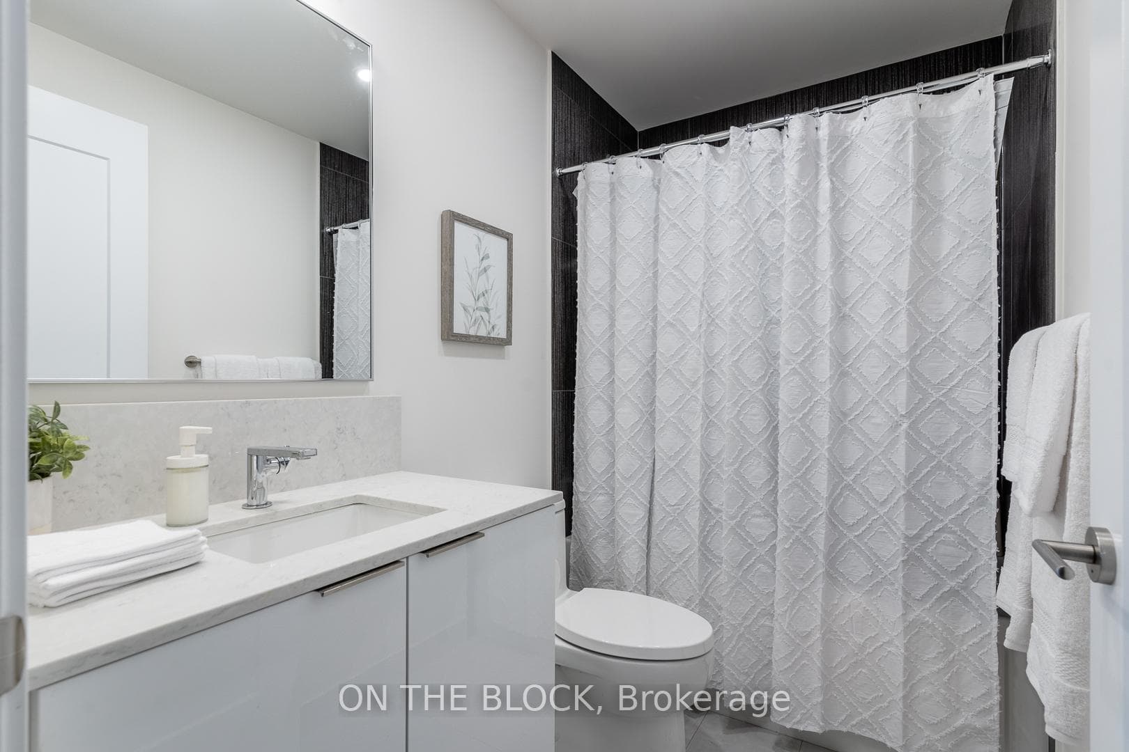 28 Freeland Street Unit 3907 photo 9