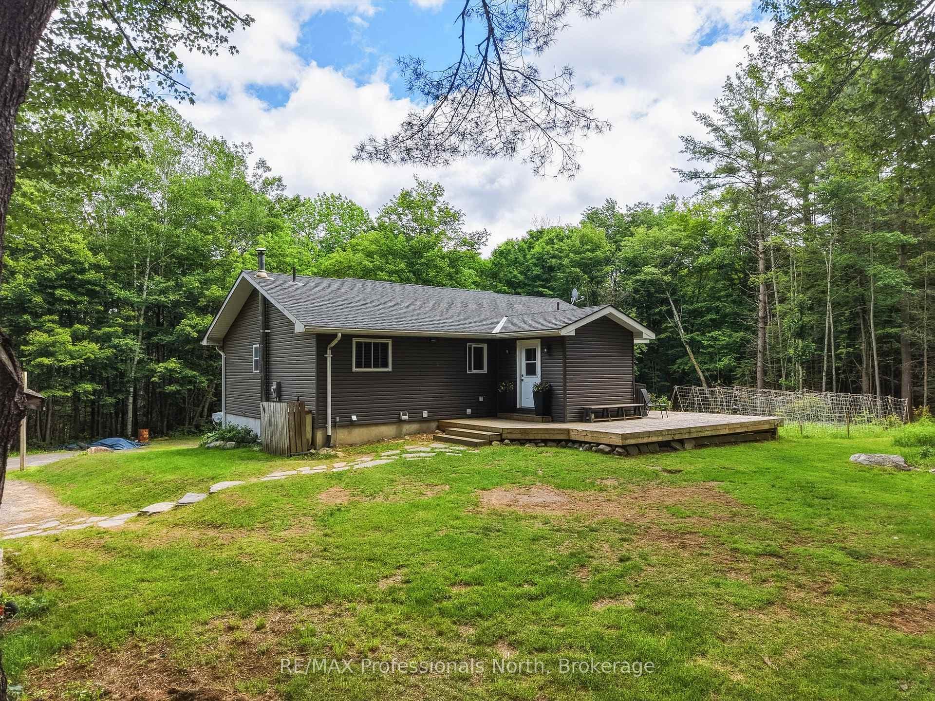 81 WATSON Lane photo 46