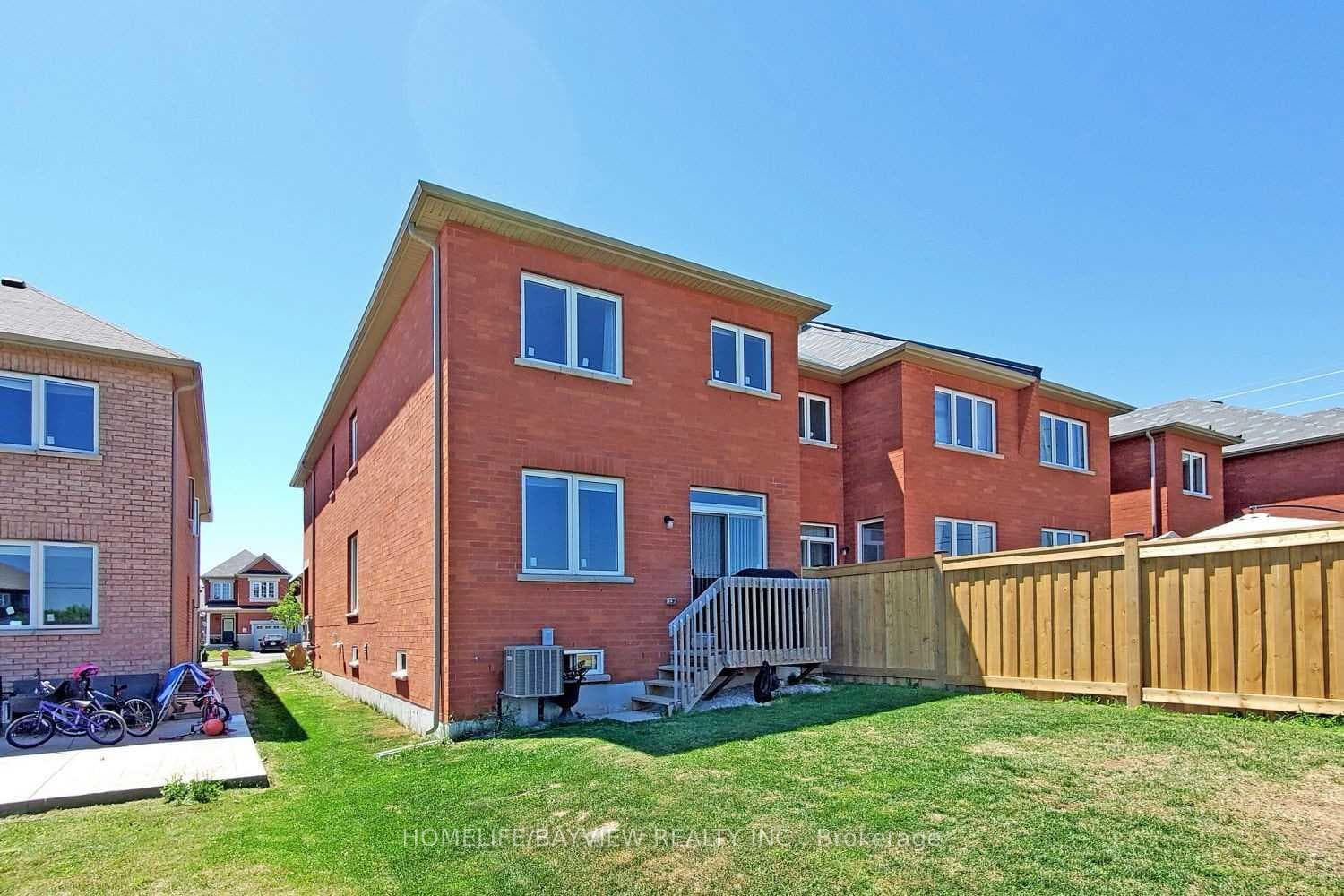 11 Collin Court photo 14