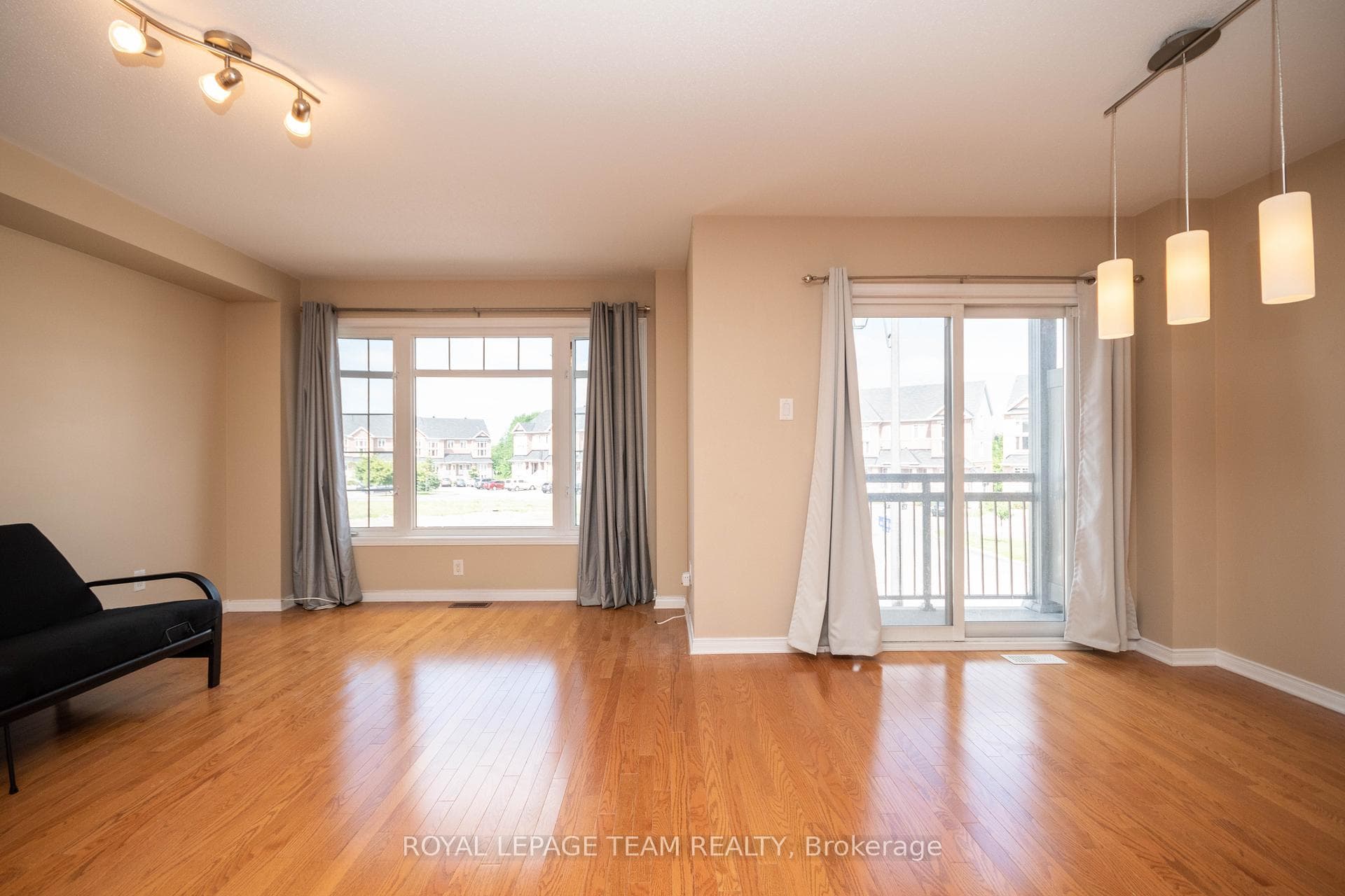 304 Citiplace Drive photo 12