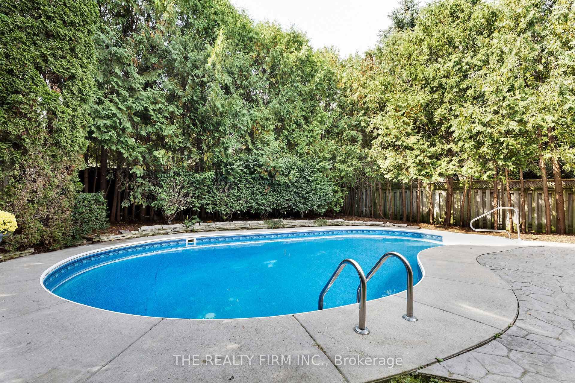 231 Sunnyside Drive photo 36