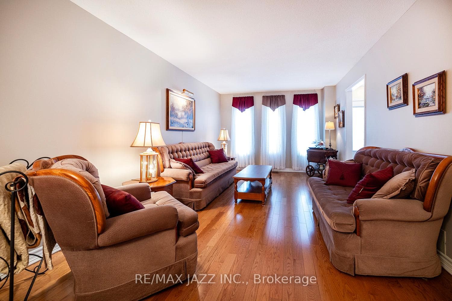 69 Dakin Drive photo 7