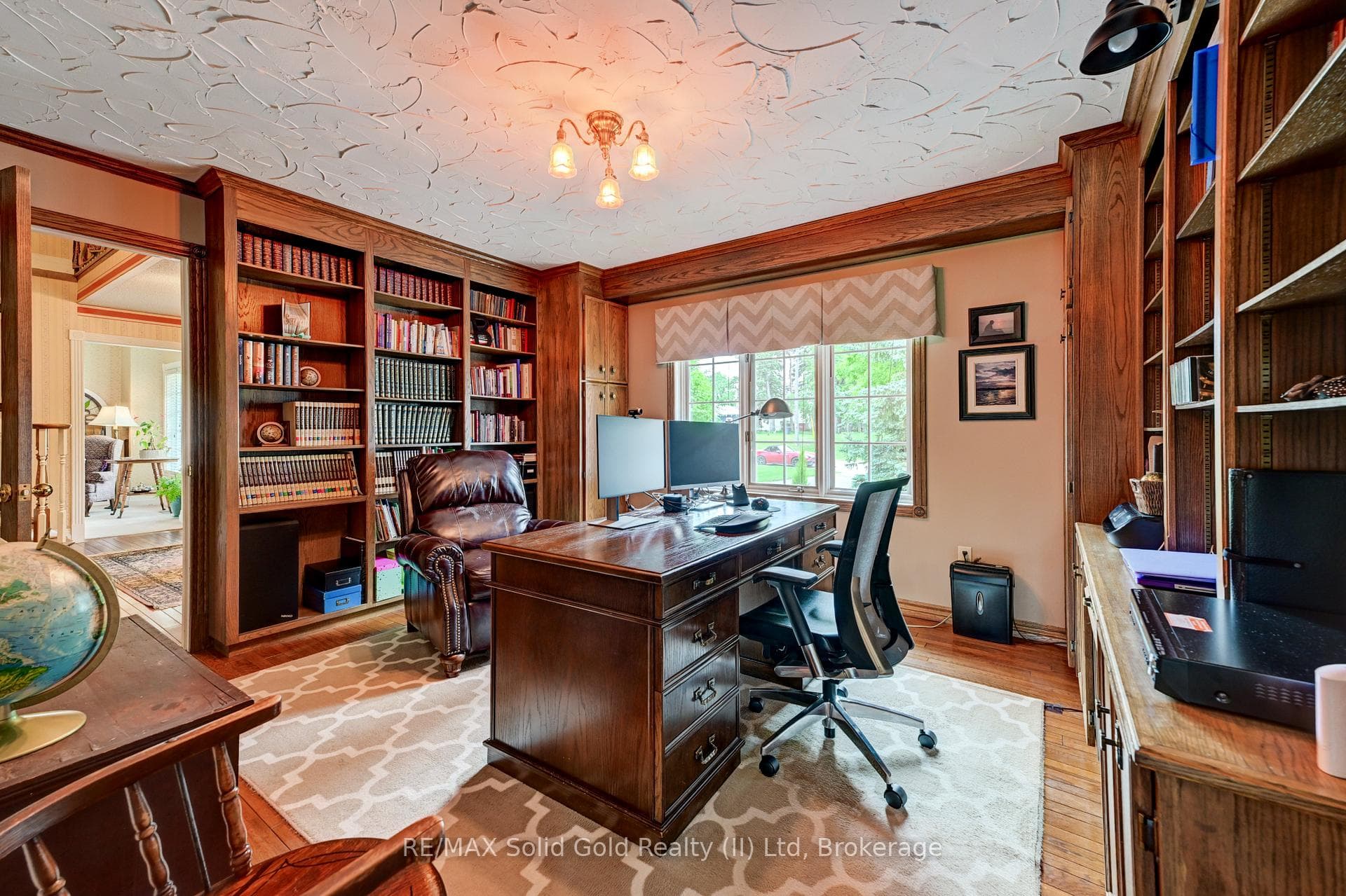 11 Lorraine Drive photo 12