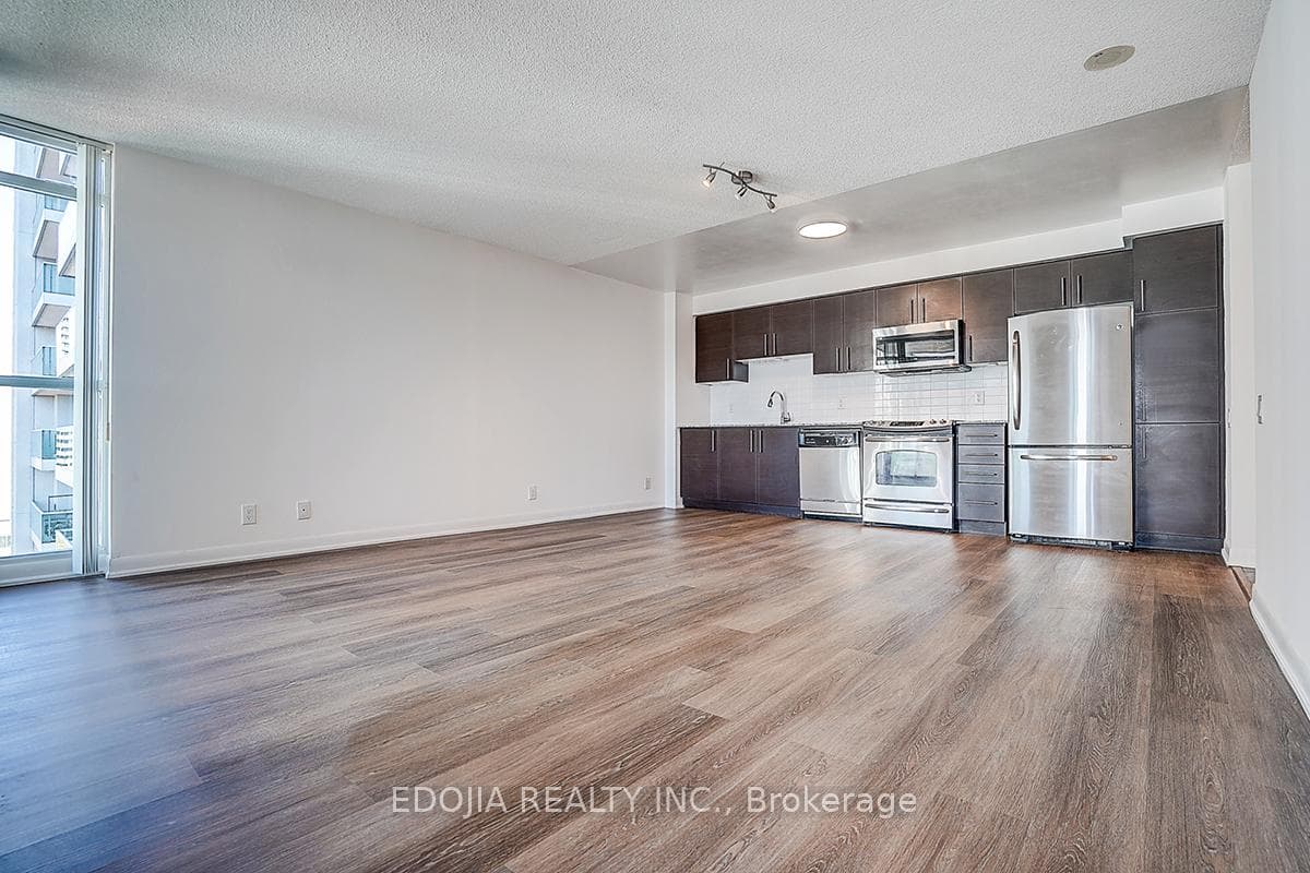 17 Anndale Drive Unit 1617 photo 10