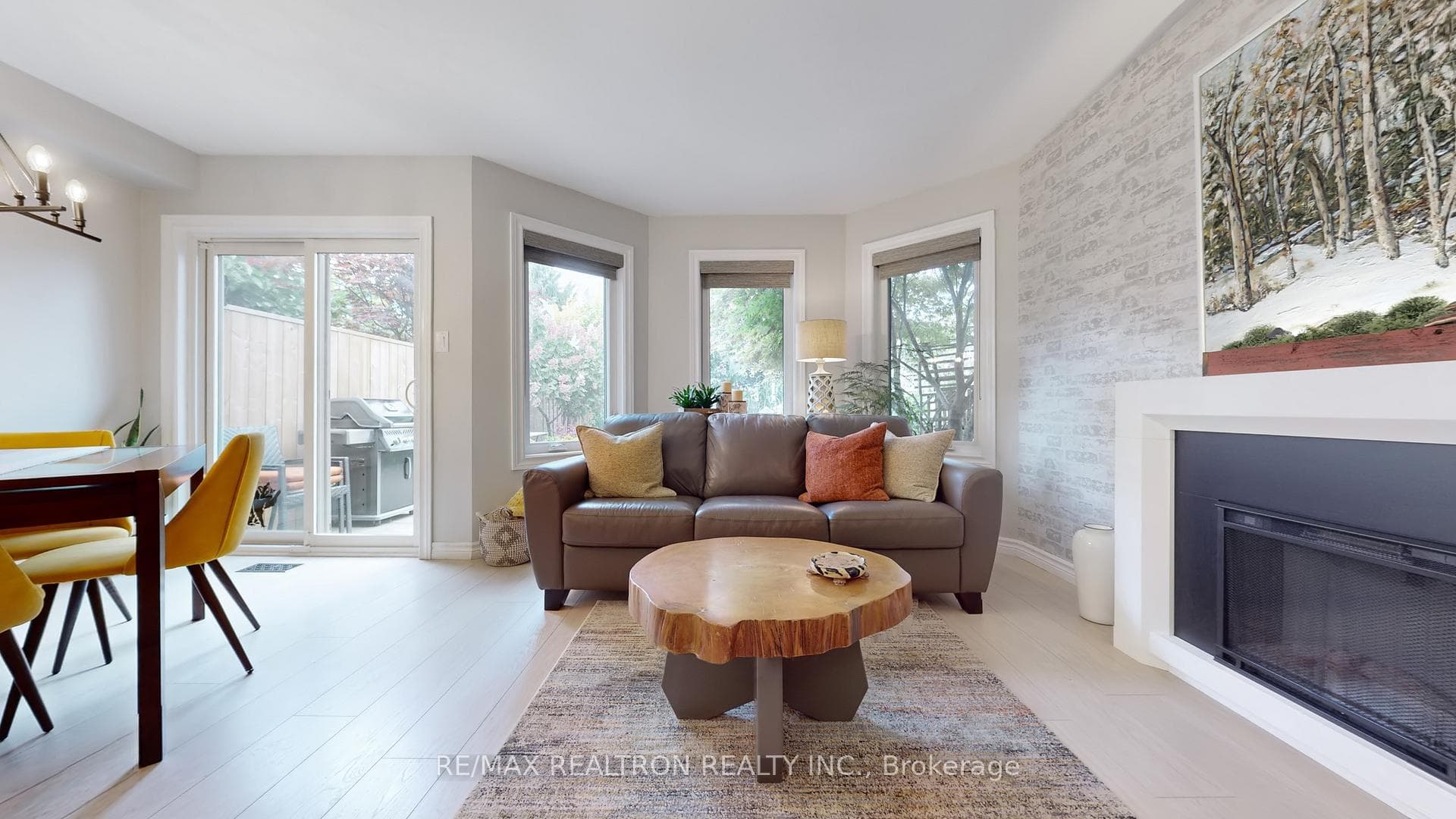 18 Evelyn Buck Lane photo 5