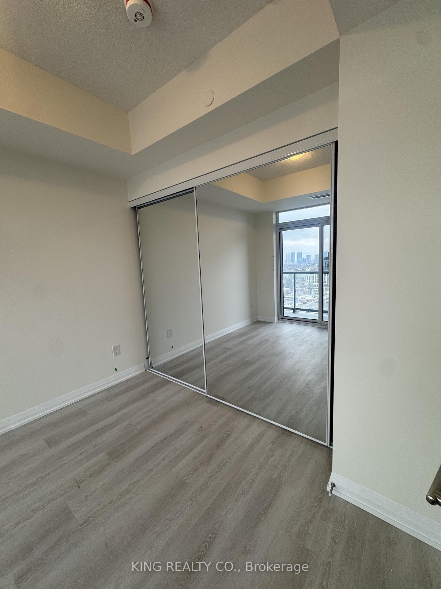 3270 Sheppard Avenue Unit 1230 photo 8