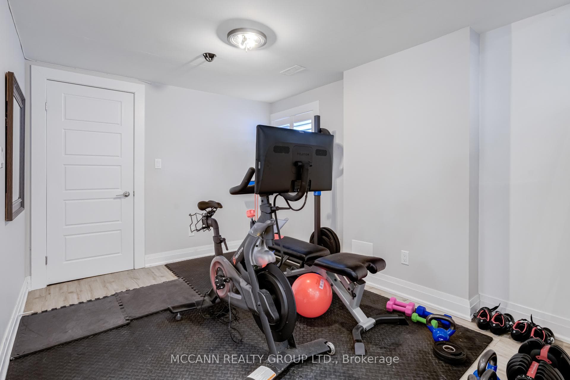 1155 Greenwood Avenue photo 43