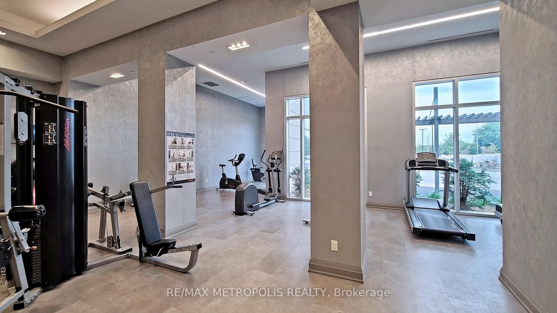30 Meadowglen Place Unit 2405 photo 40