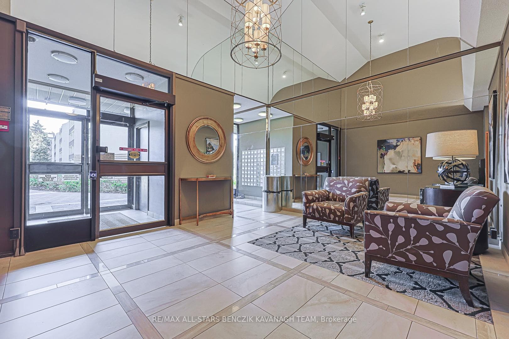 20 Fashion Roseway N/A Unit 408 photo 21