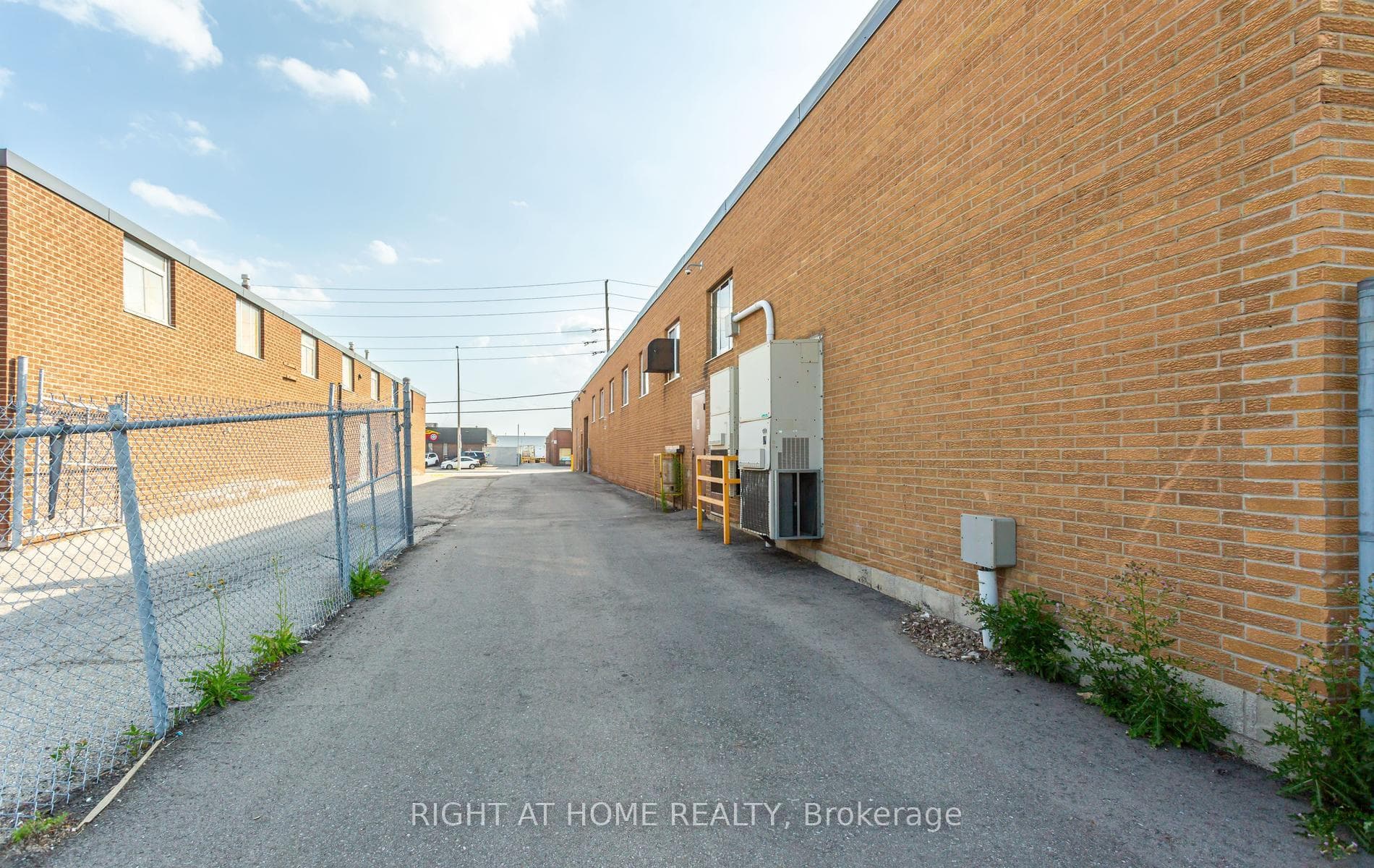 5277 Creekbank Road photo 30