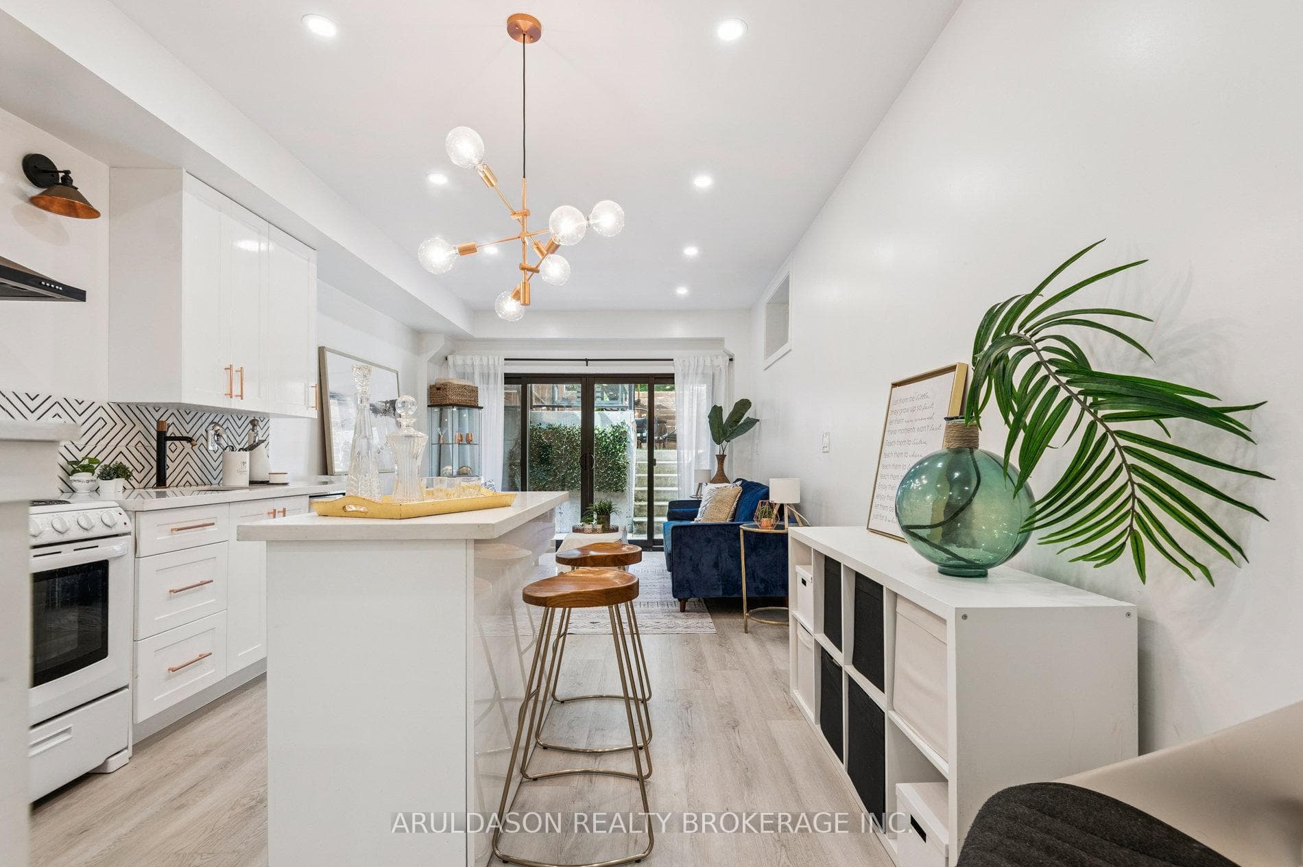 262 Roselawn Avenue photo 28