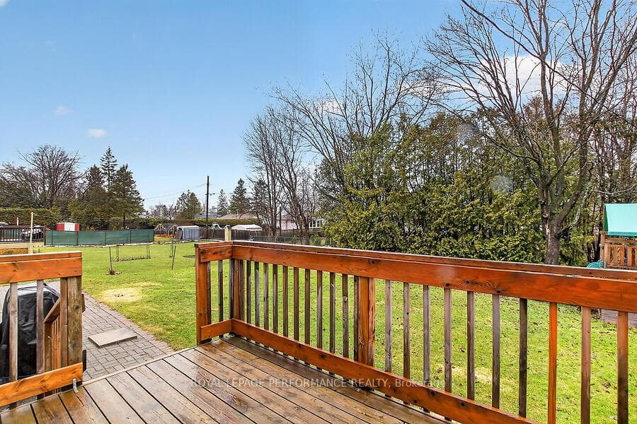 20 Coldstream Drive photo 42