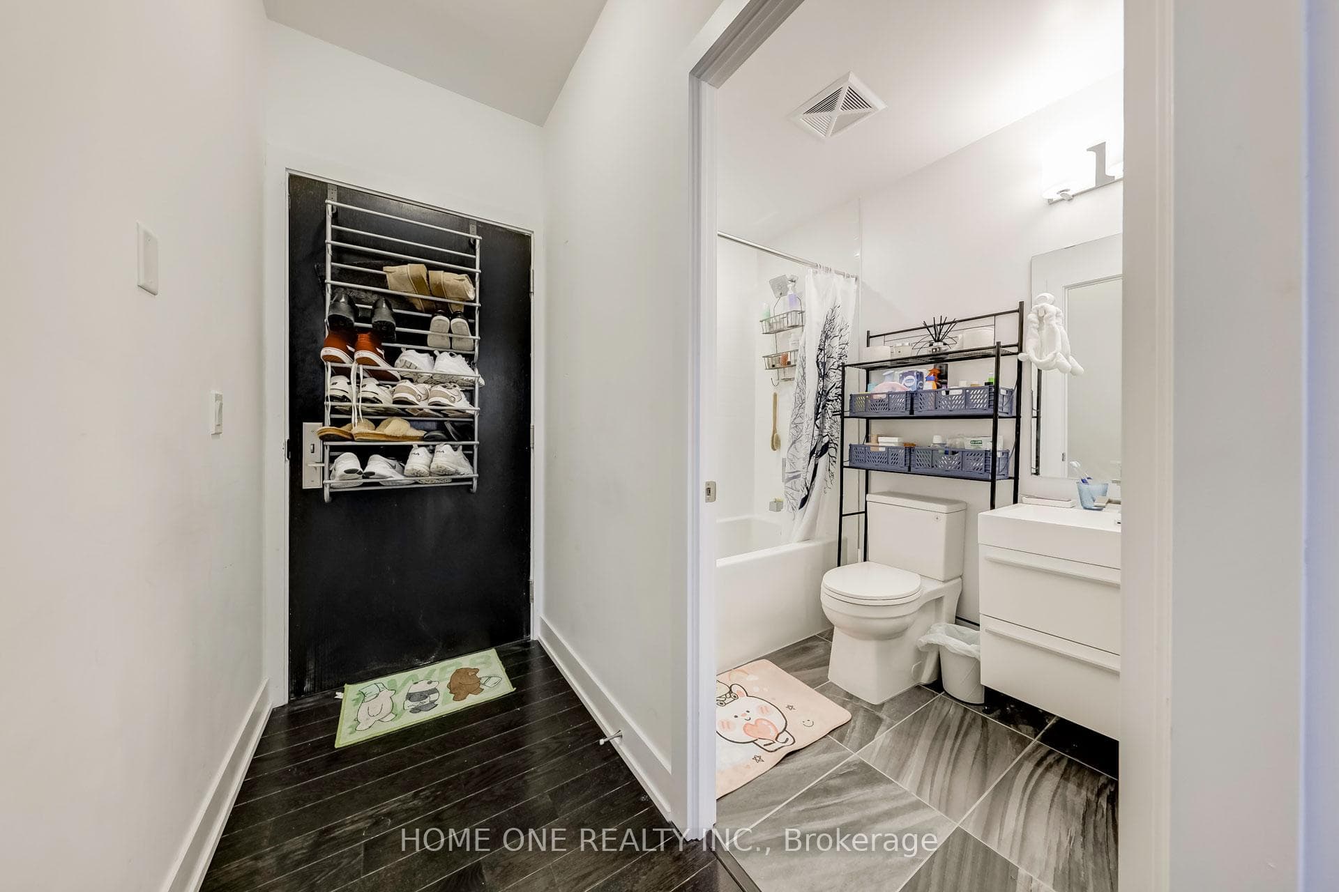 181 Bedford Road Unit 404 photo 11