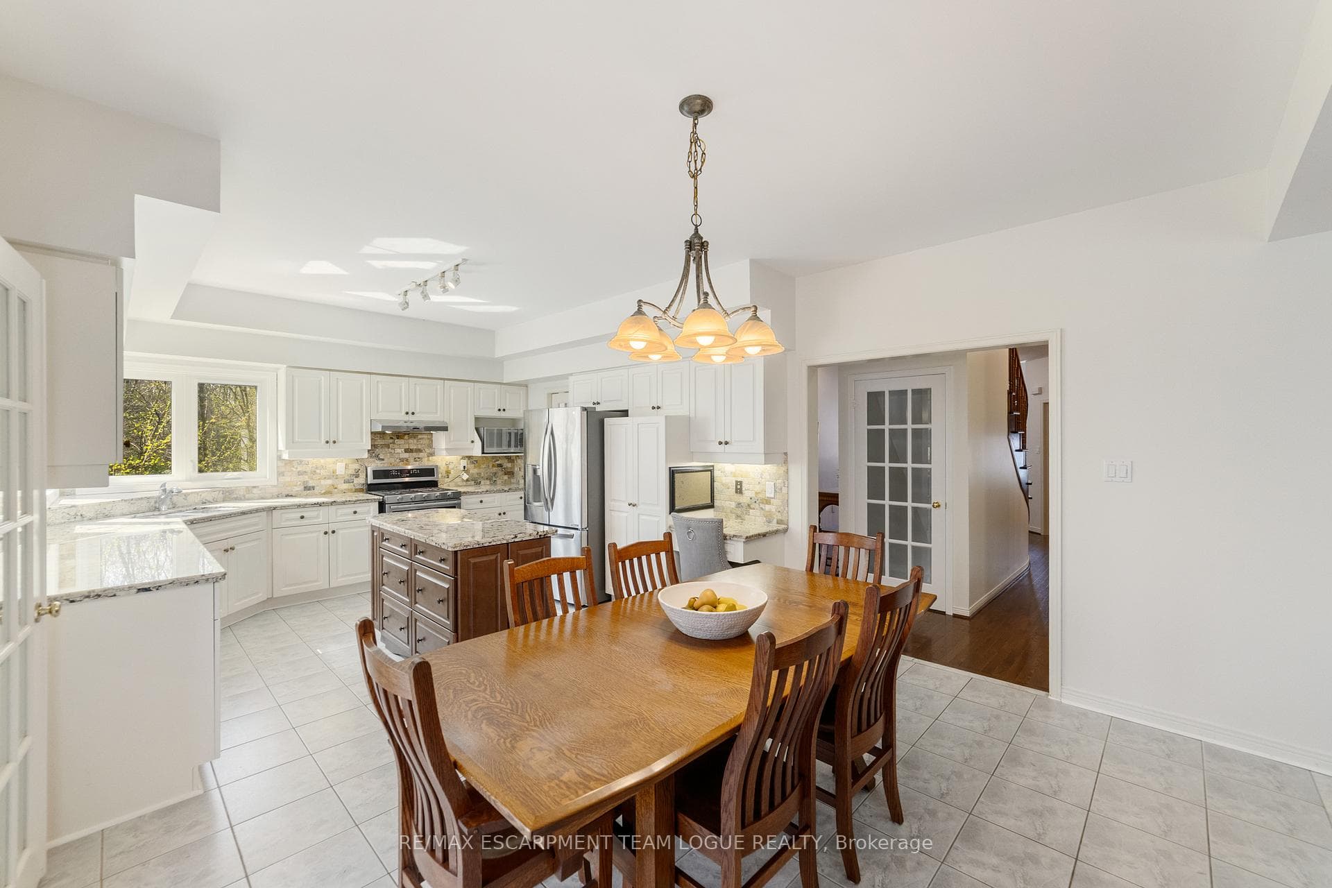 2048 WATERBRIDGE Drive photo 14