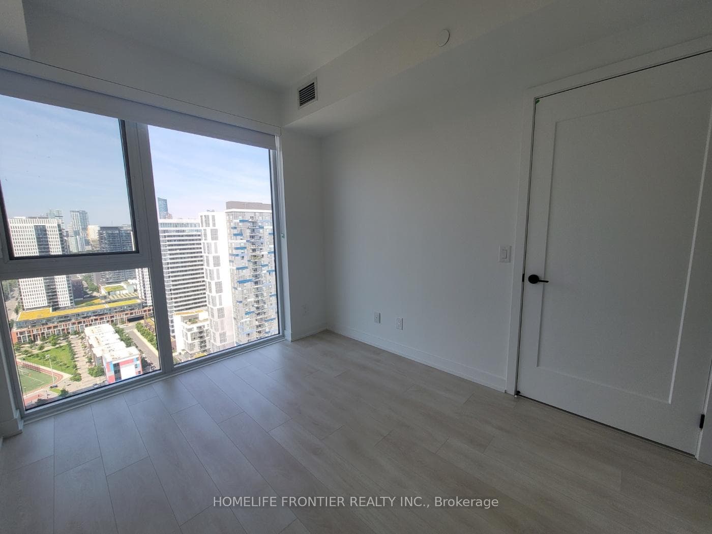 5 Defries Street Unit 2706 photo 6