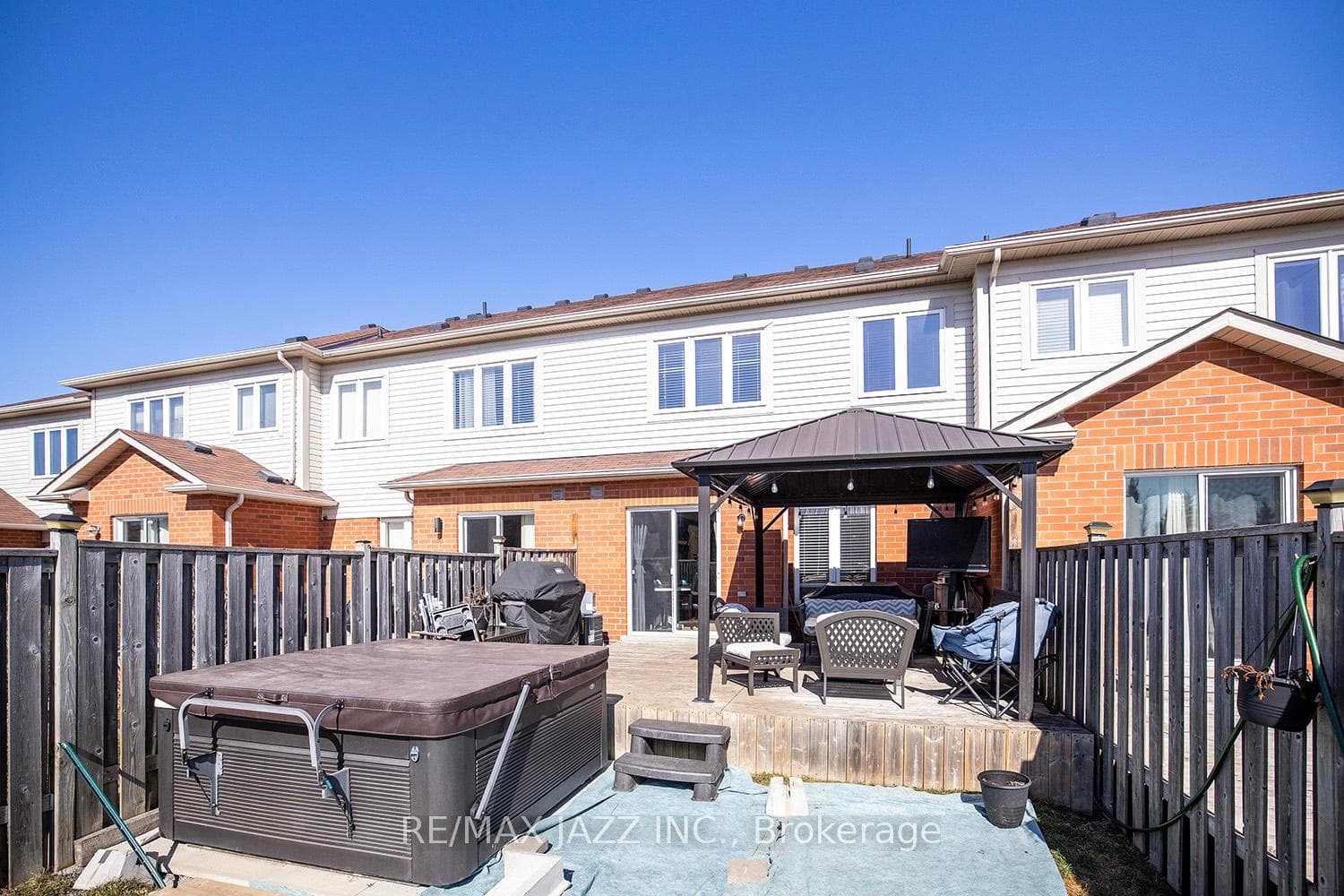 89 Bathgate Crescent photo 25