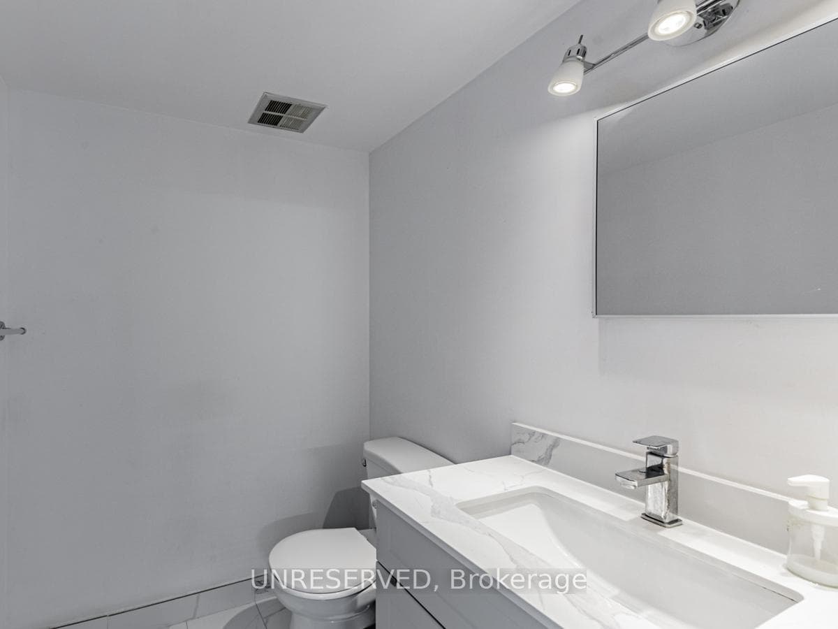 10 Tapscott Road Unit 906 photo 19