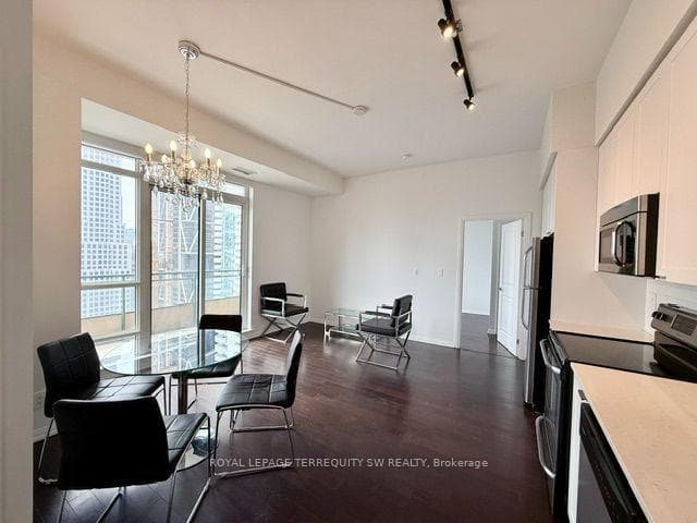 35 Hayden Street Unit 2604 photo 9