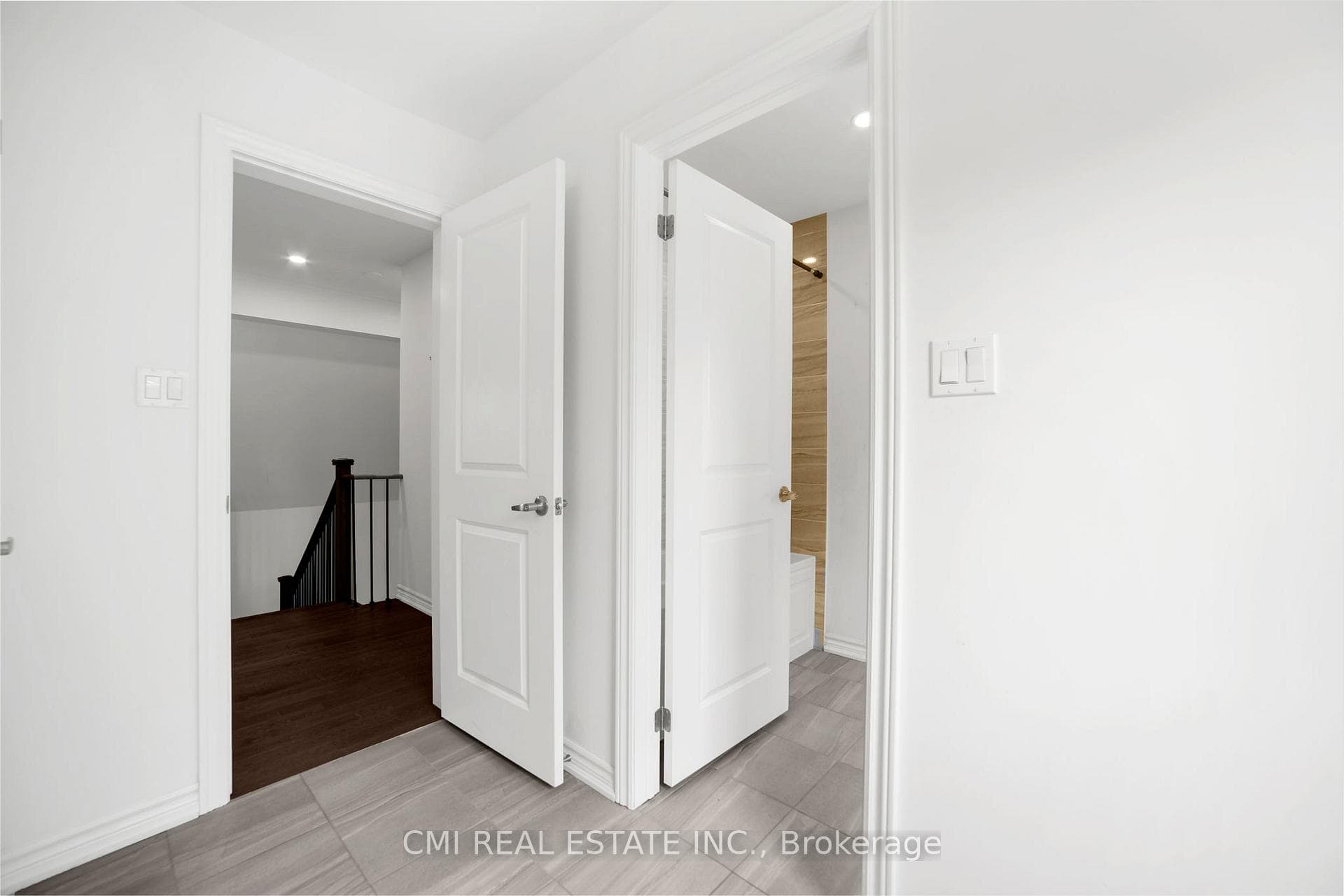 3205 Mosley Street photo 21