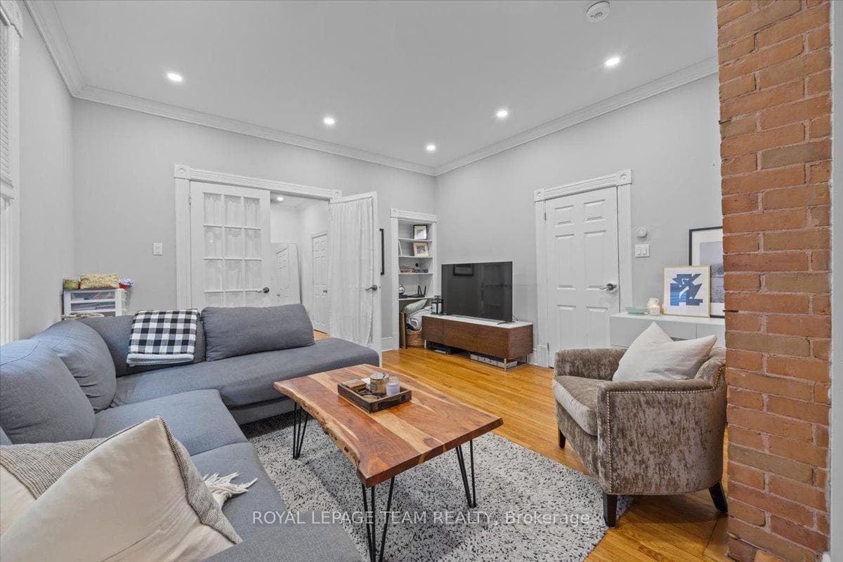 21 Arlington Avenue photo 4