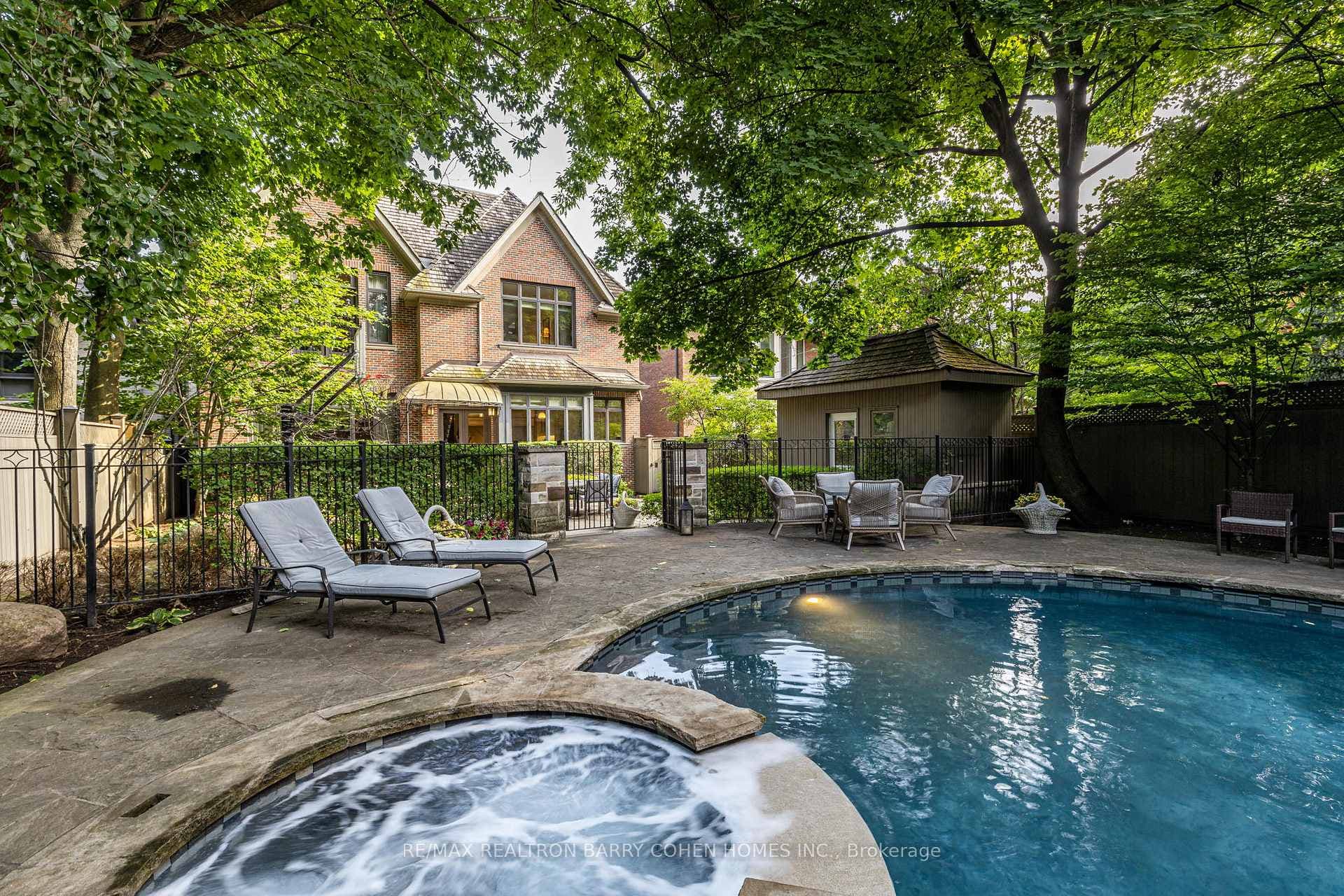 16 Delavan Avenue photo 33