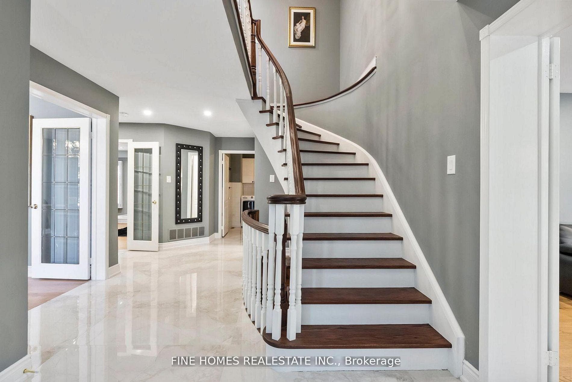 109 Angelina Avenue photo 4