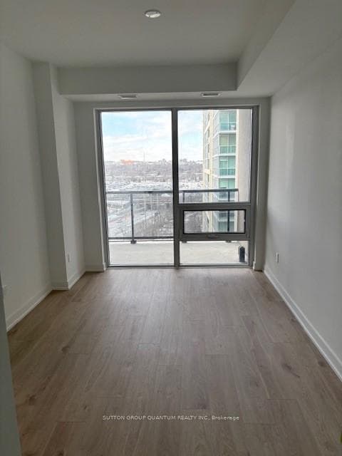 1035 Southdown Road Unit 1001 photo 11
