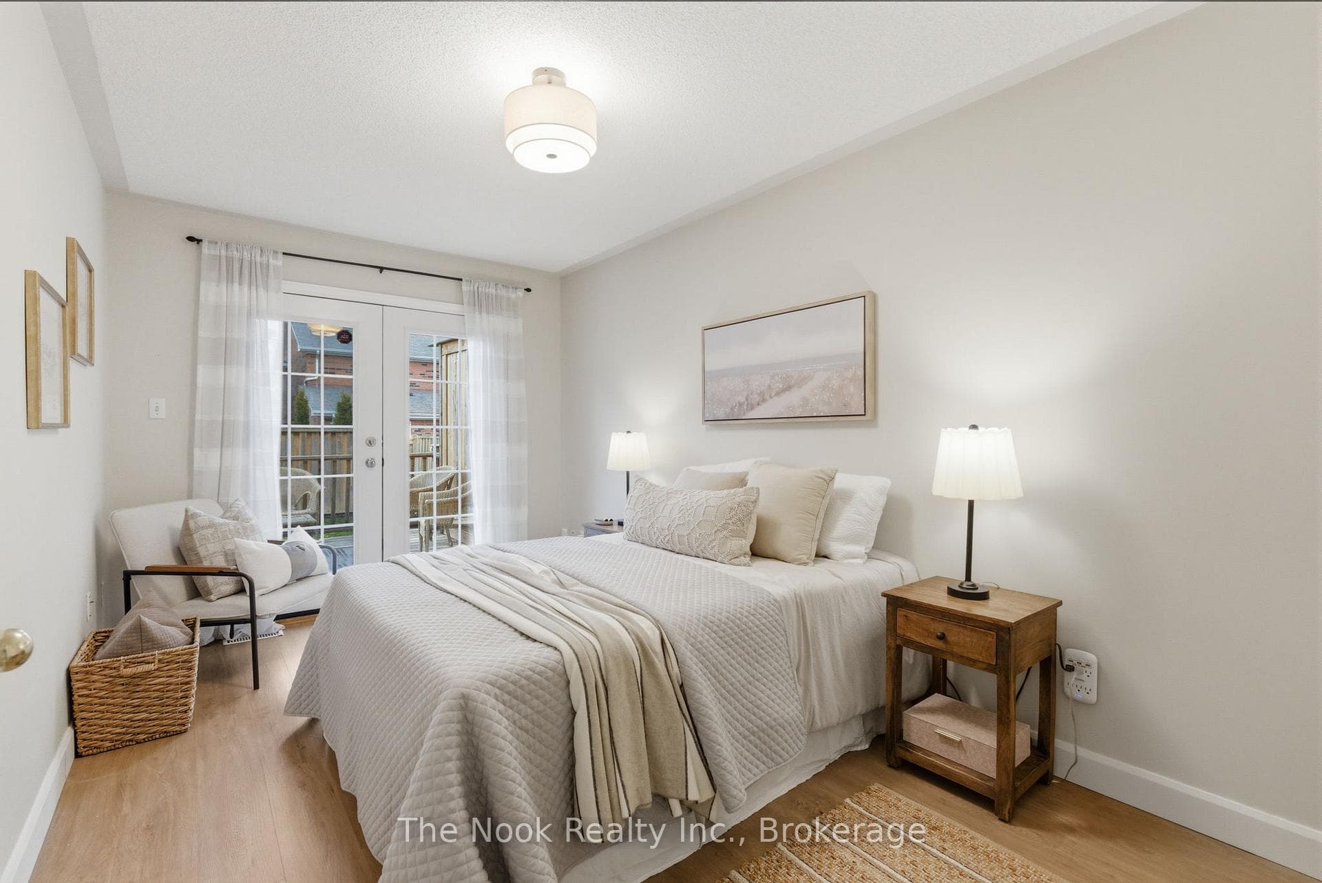 1139 Ridgemount Boulevard photo 25