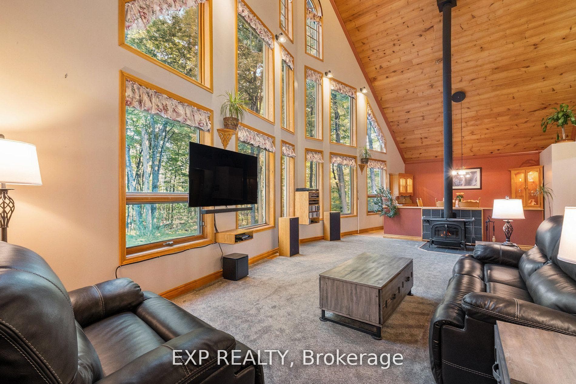 325 Haskins Road photo 19