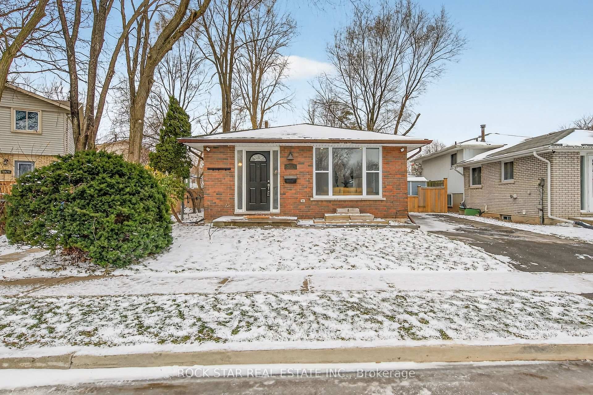 3075 Empire Place photo 48