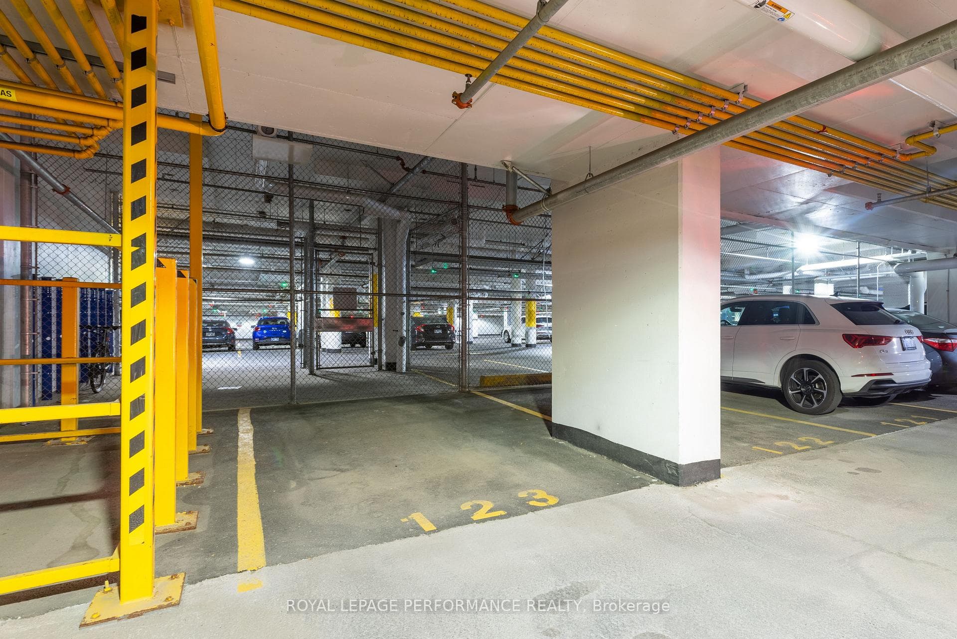 22 Holmwood Avenue photo 38