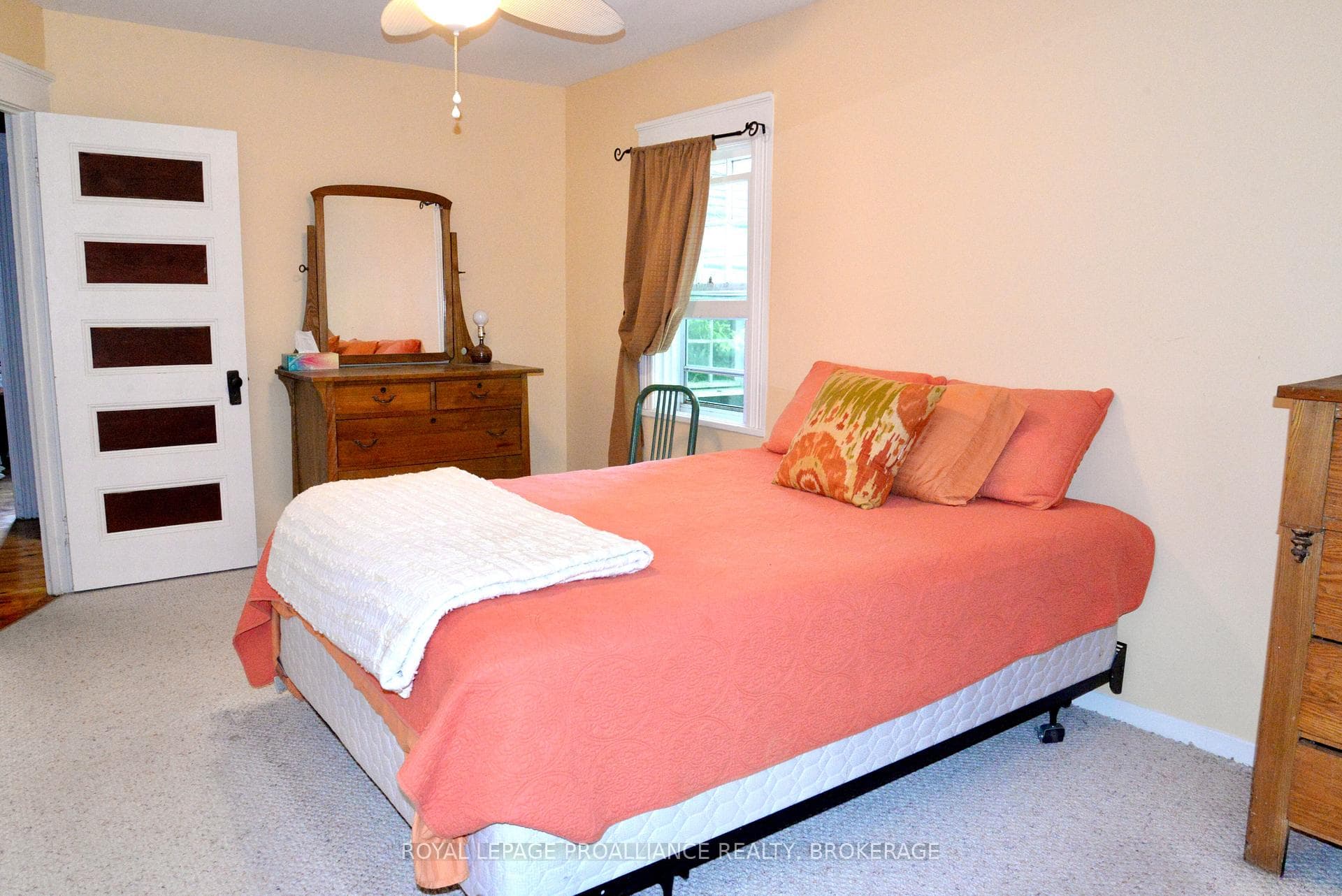121 Tremont Park Island photo 20