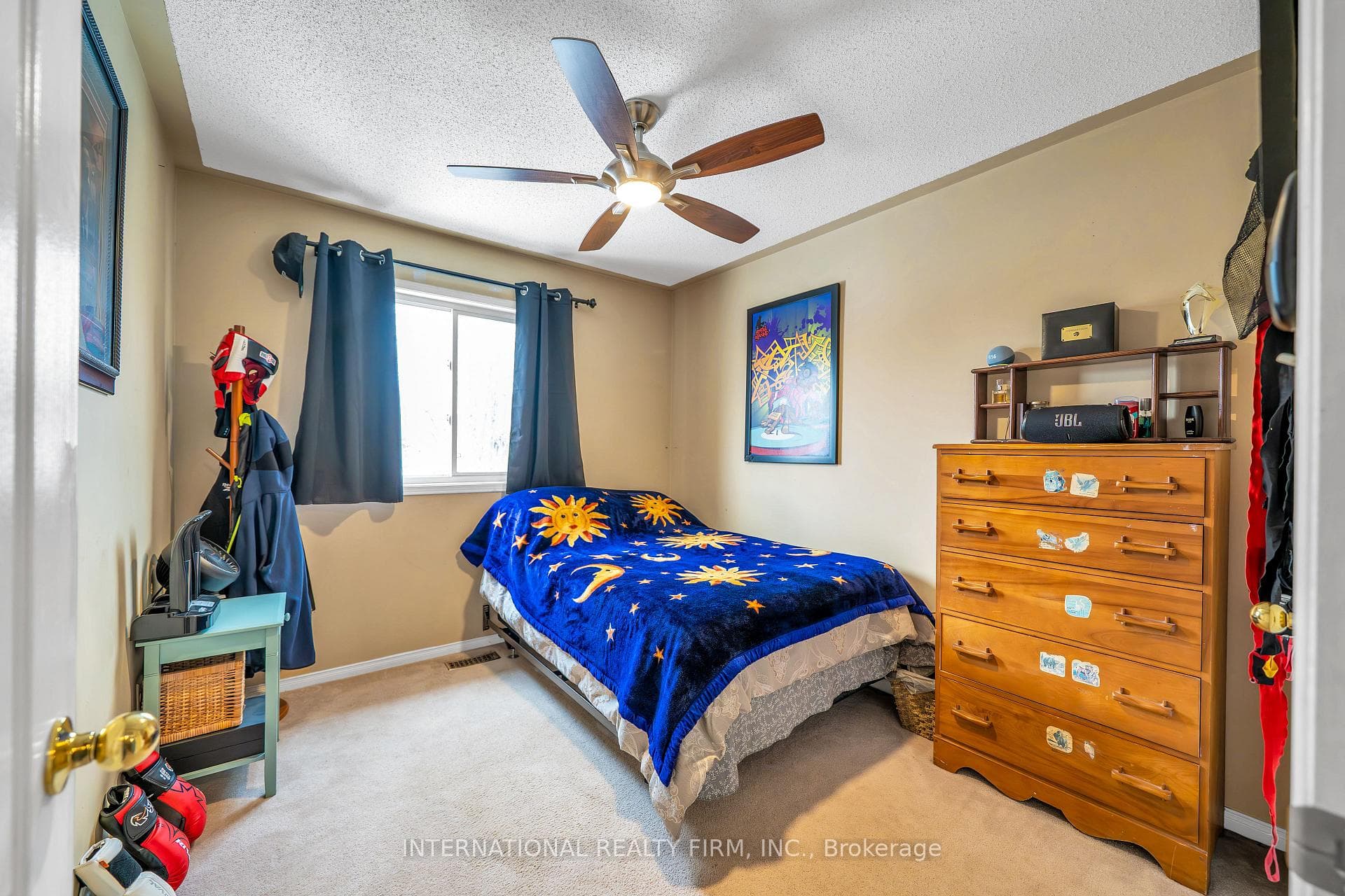 55 Telegraph Drive photo 24