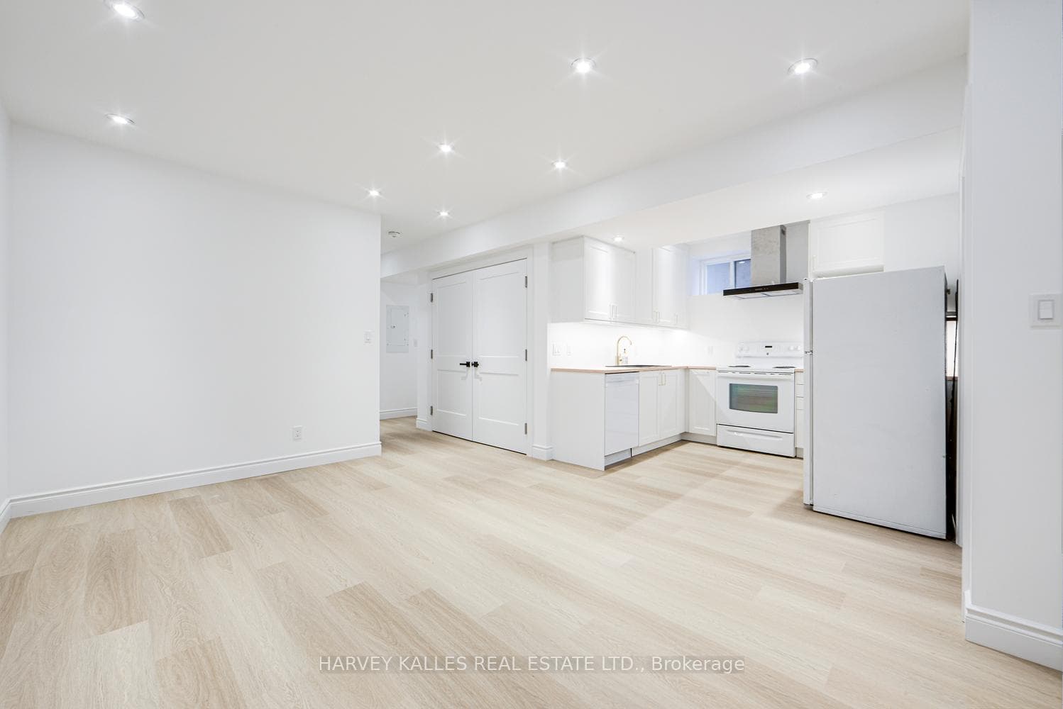 33 Parkview Gardens Unit Lower photo 6