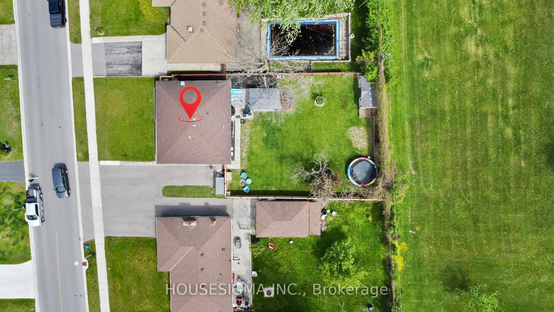 244 Burlington Street photo 36