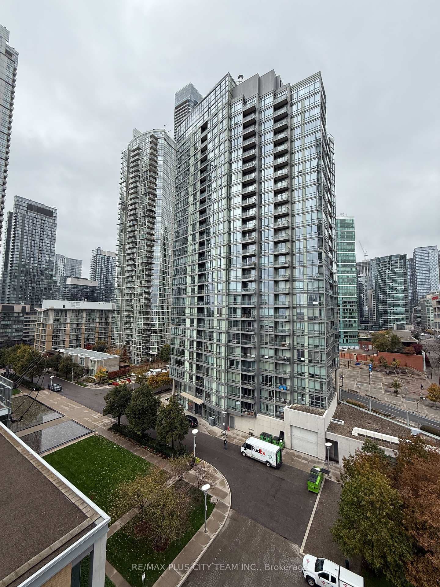 5 Mariner Terrace Unit 1009 photo 10