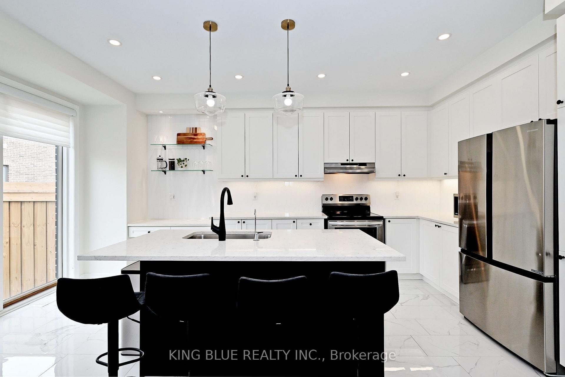 56 Lockyer Drive photo 9