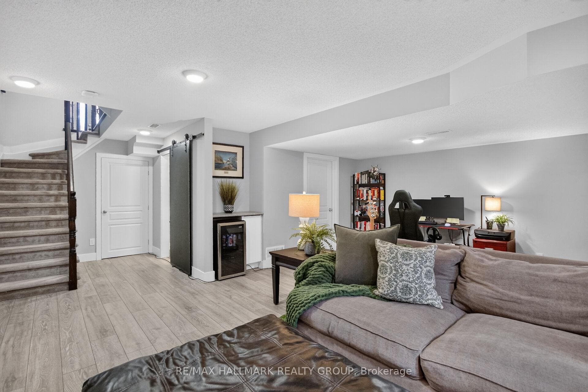 425 Barrick Hill Road photo 27