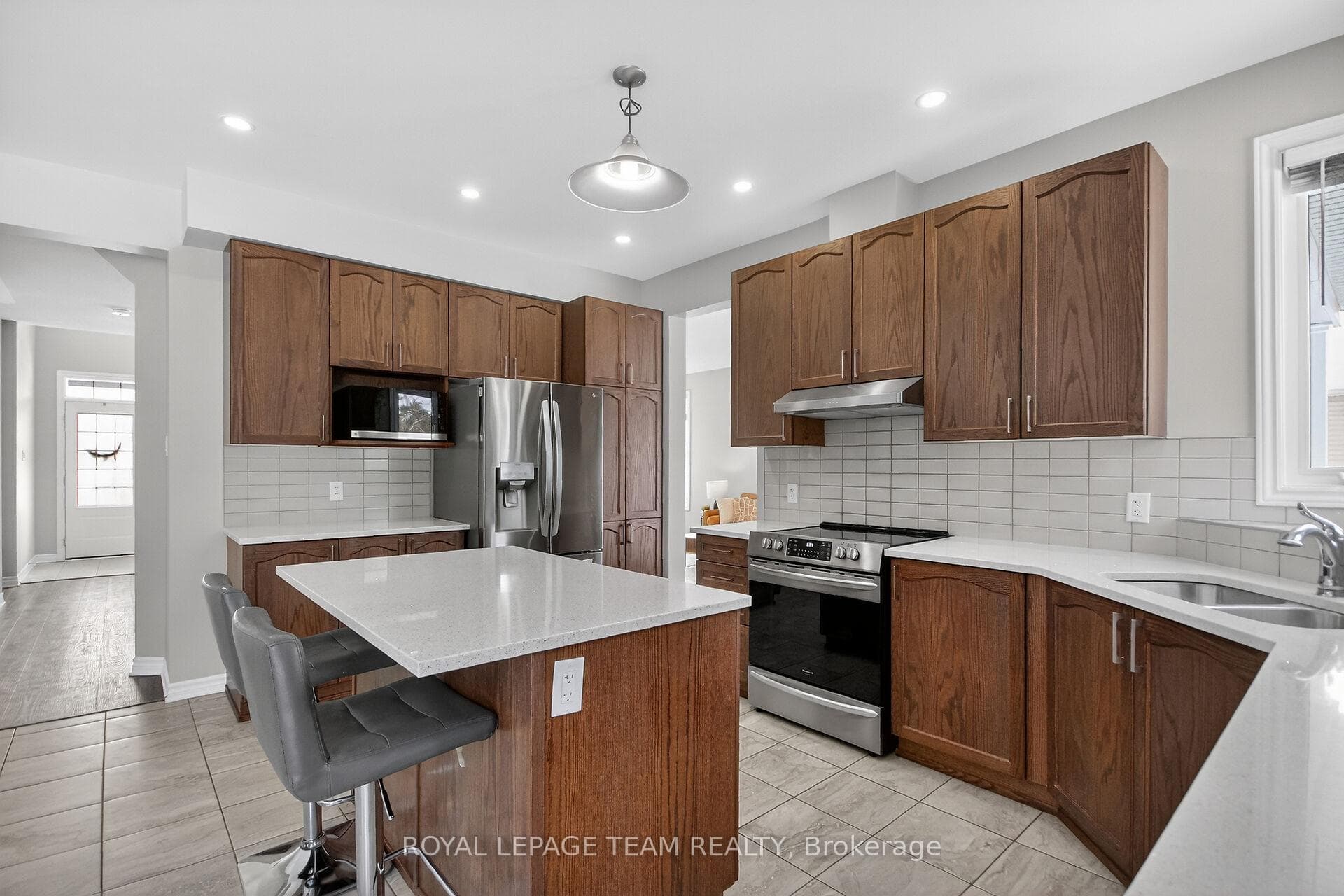 Beautiful kitchen with Quartz counters